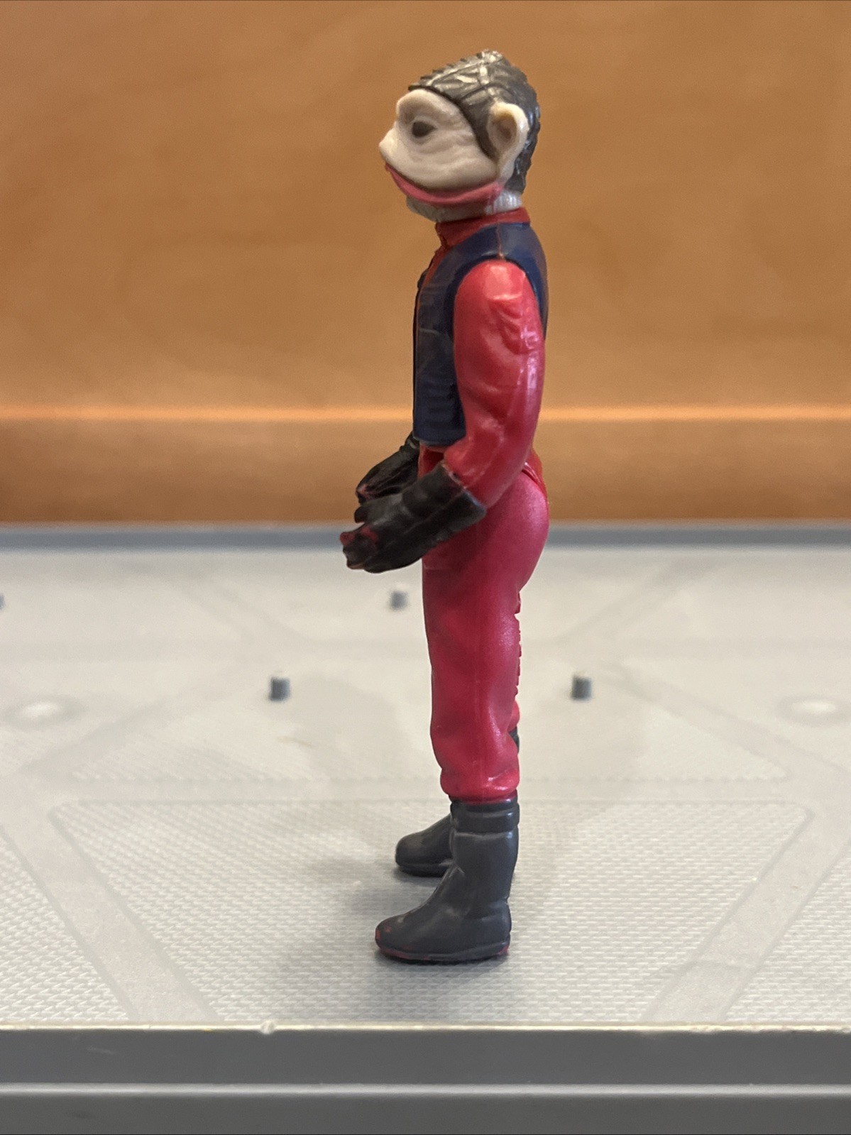 Nien Nunb sold