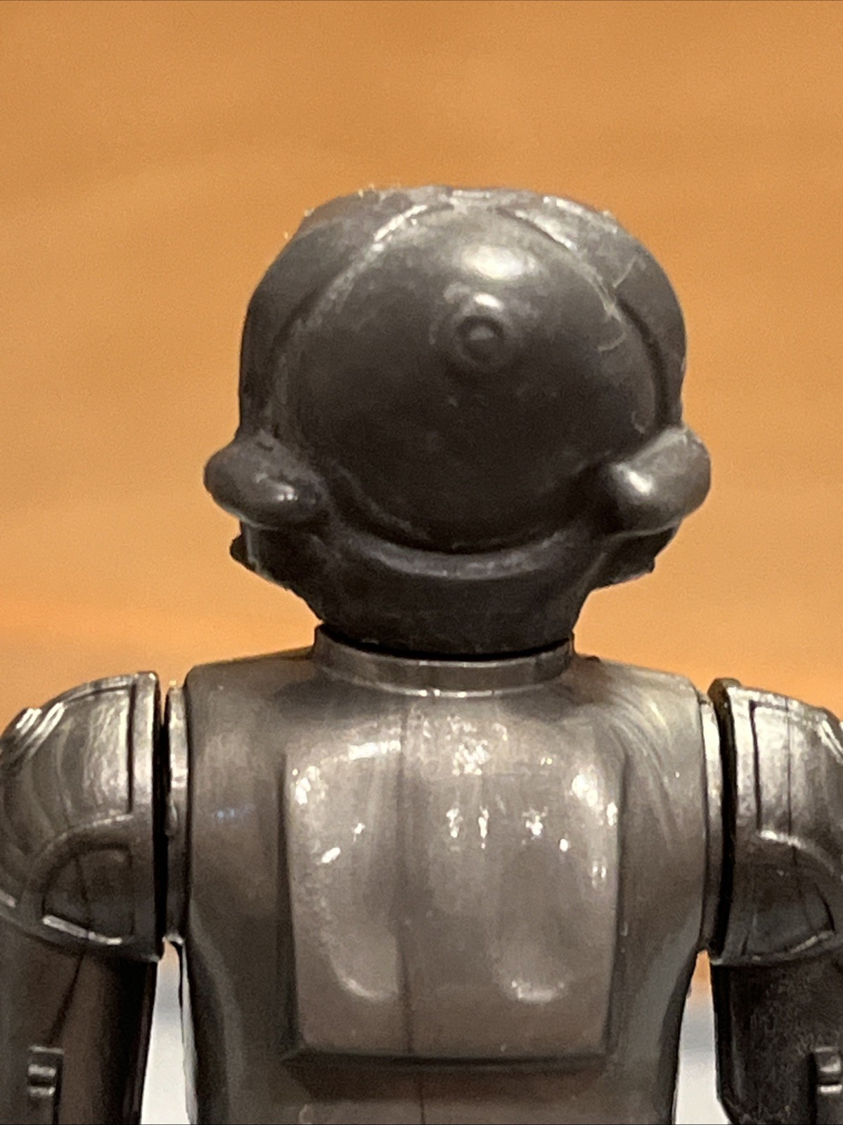 Zuckuss sold