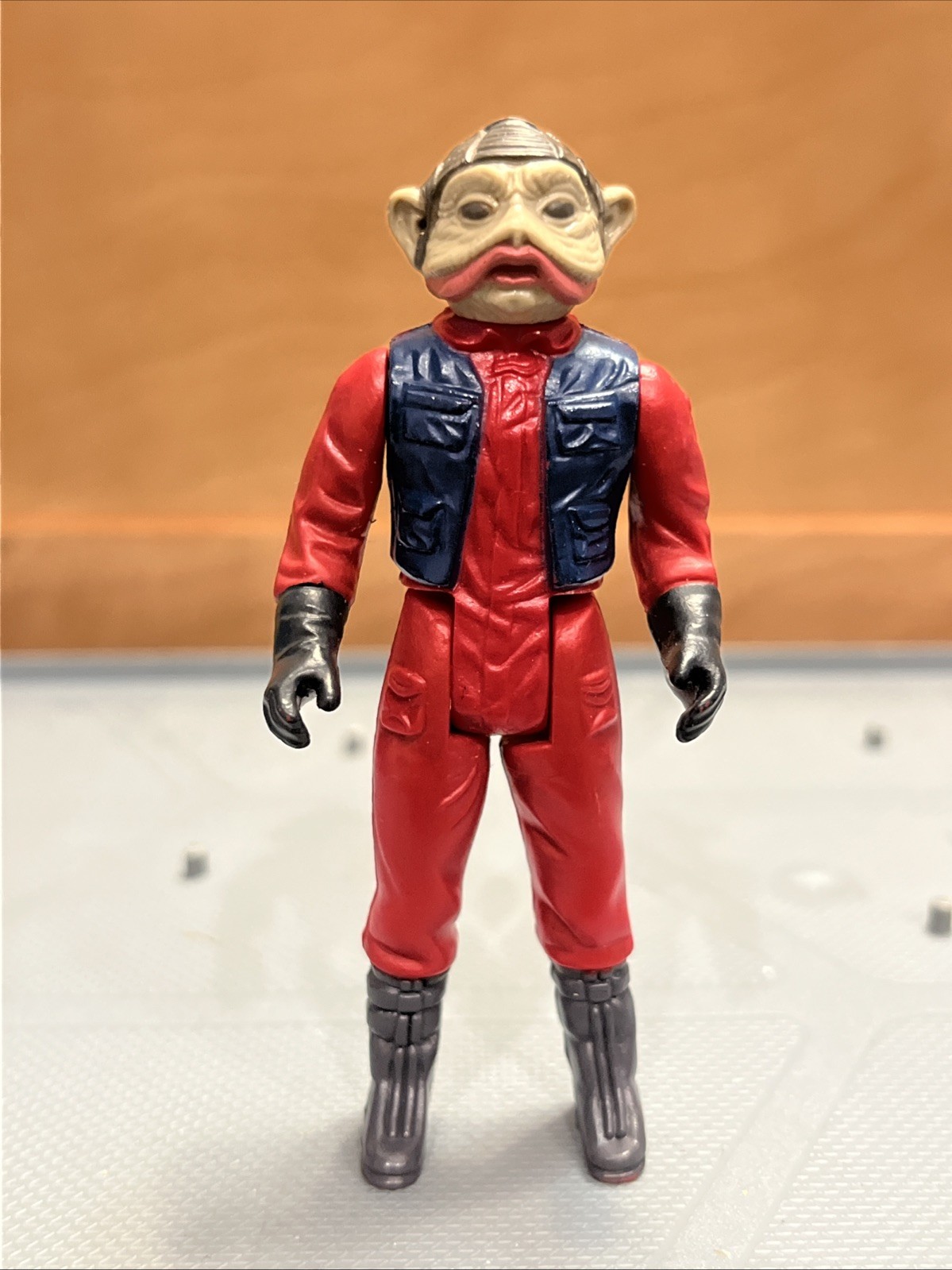 Nien Nunb sold