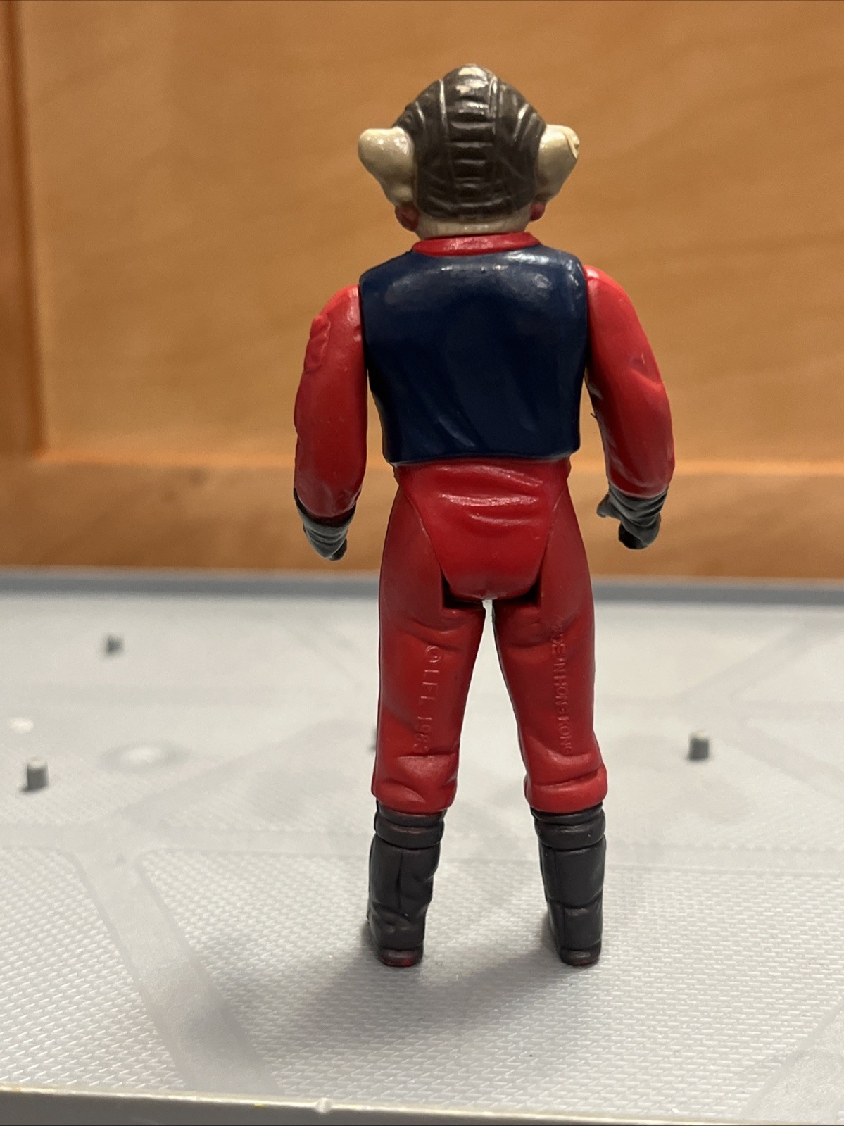 Nien Nunb sold