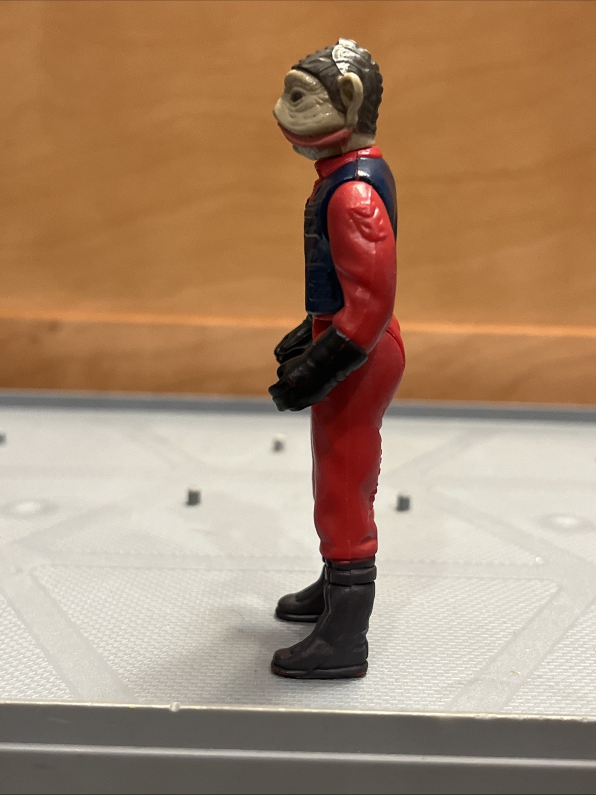 Nien Nunb sold