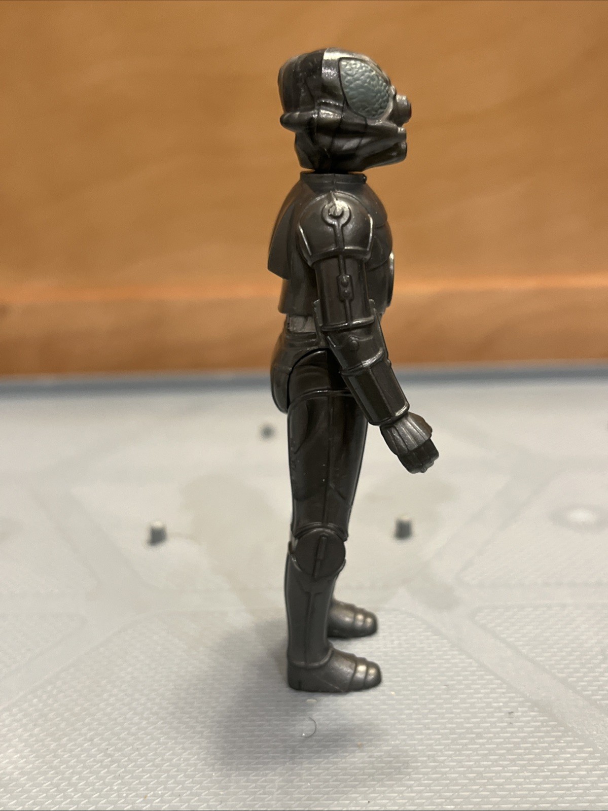 Zuckuss sold
