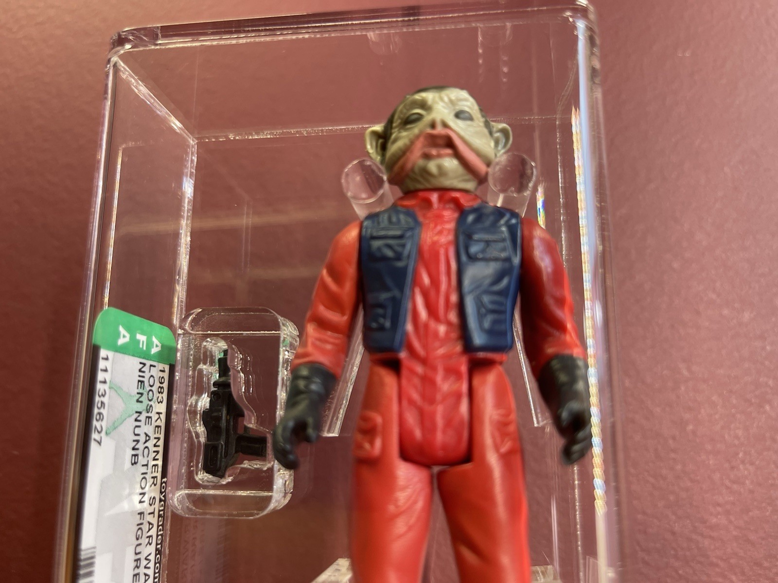 Nien Nunb sold