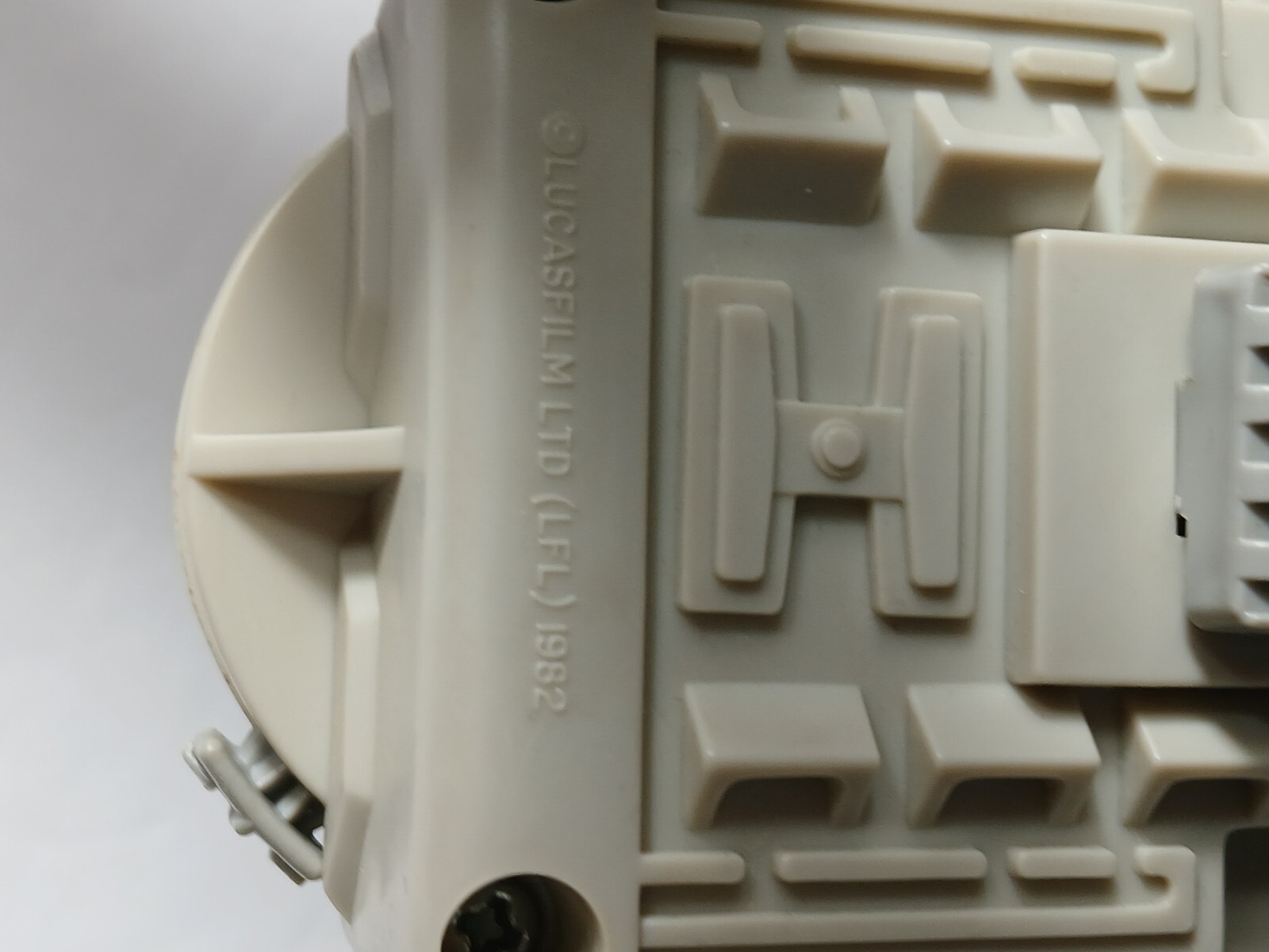 Scout Walker (AT-ST) sold