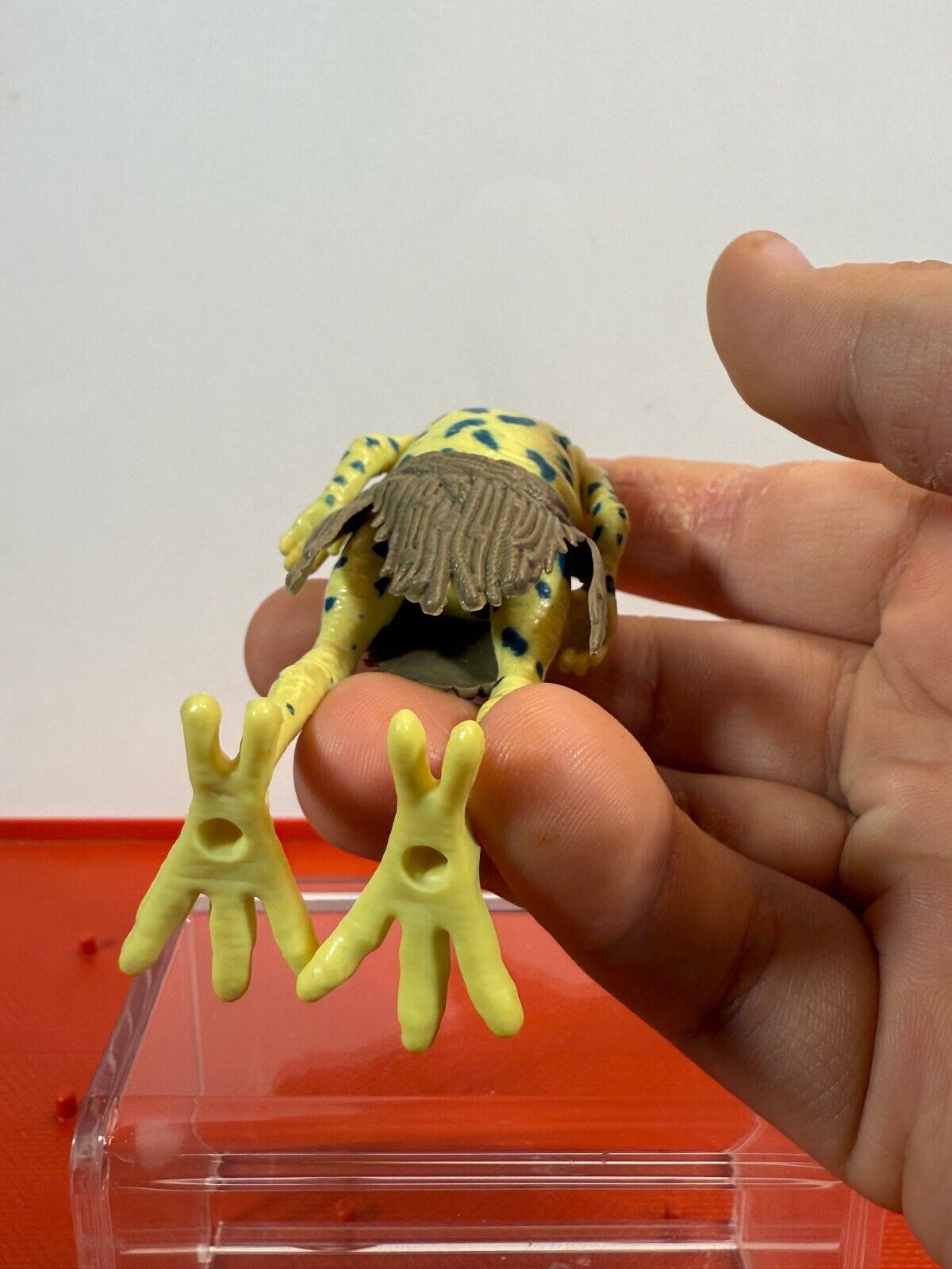 Sy Snootles sold