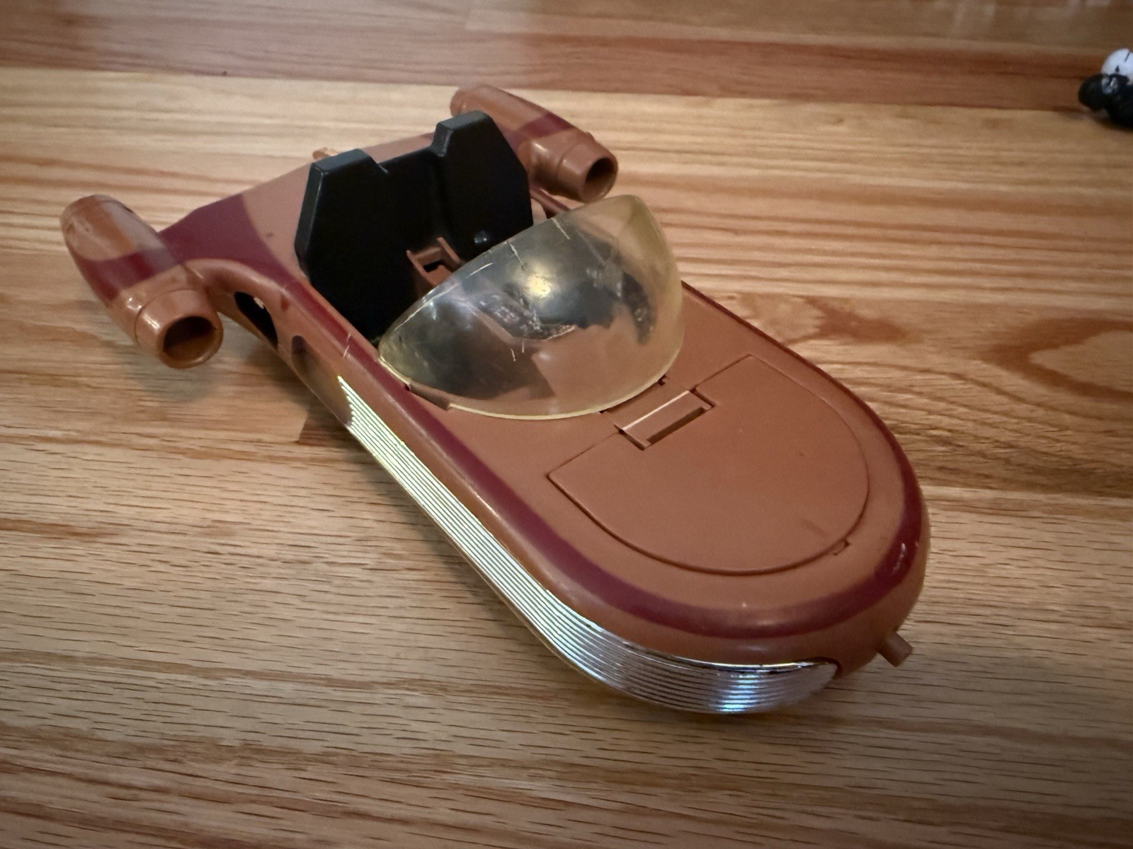 Landspeeder sold