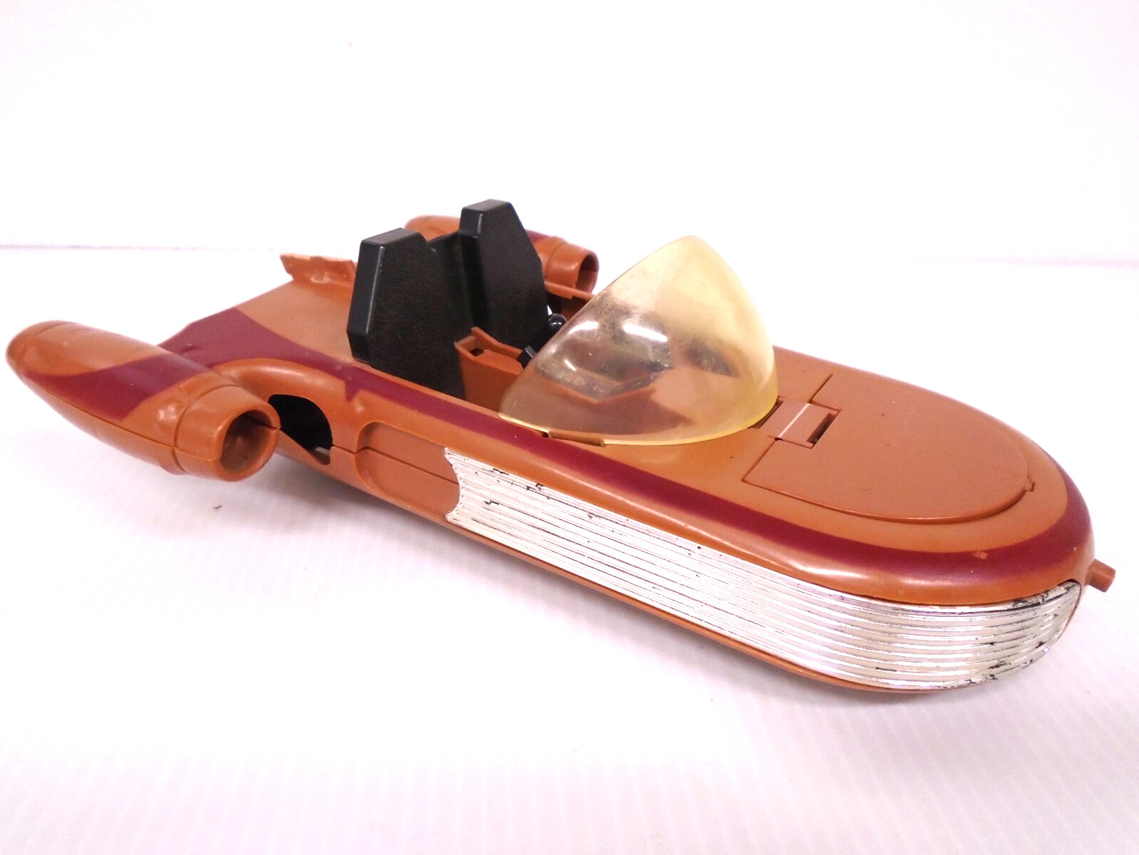 Landspeeder sold