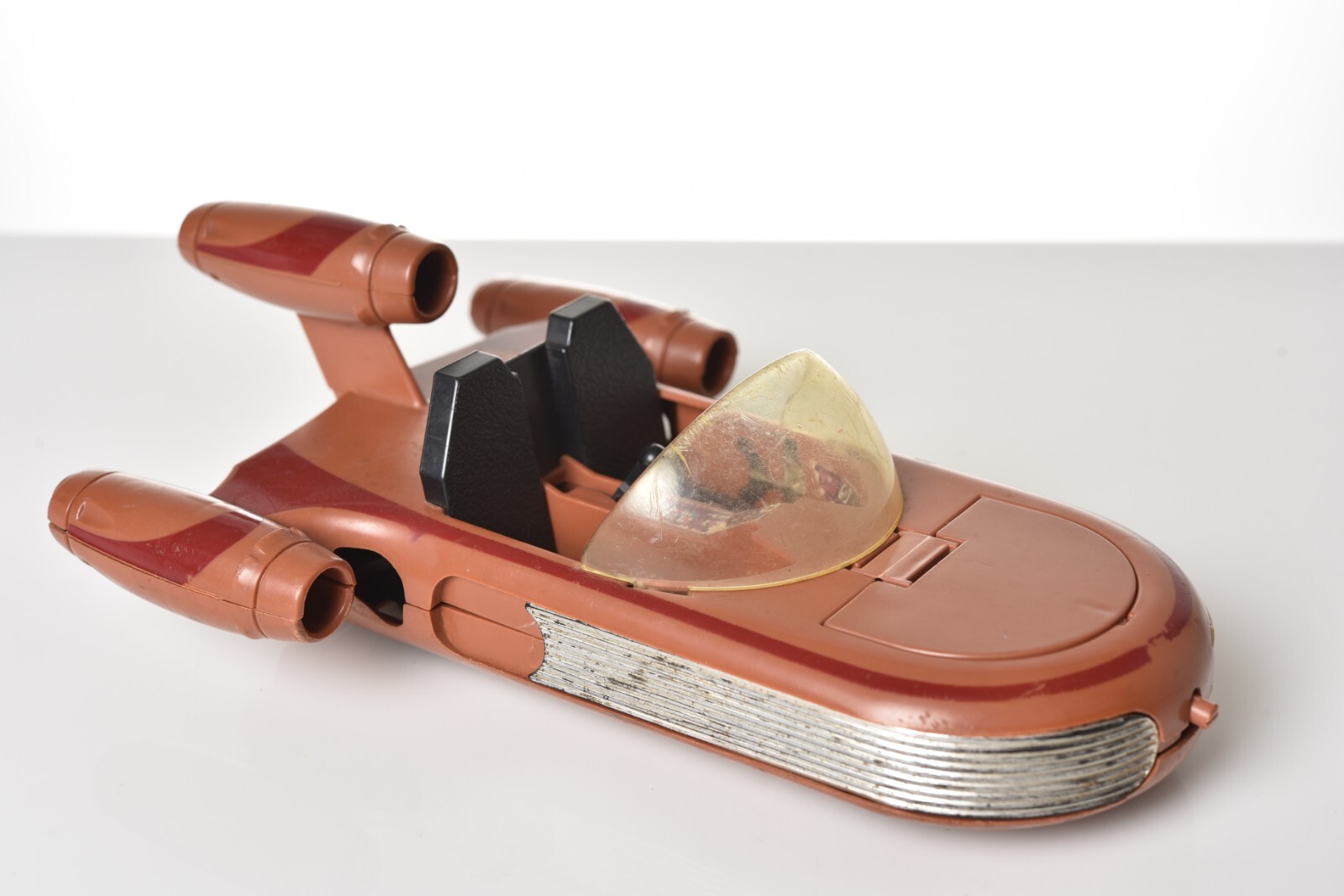 Landspeeder sold
