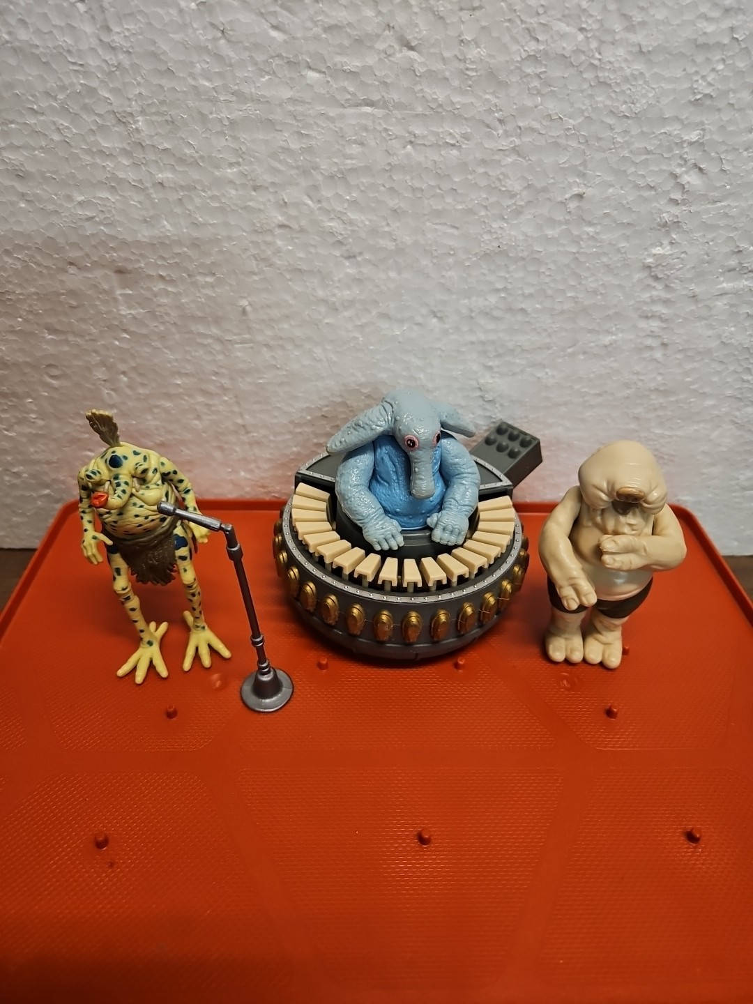 Sy Snootles & The Rebo Band sold