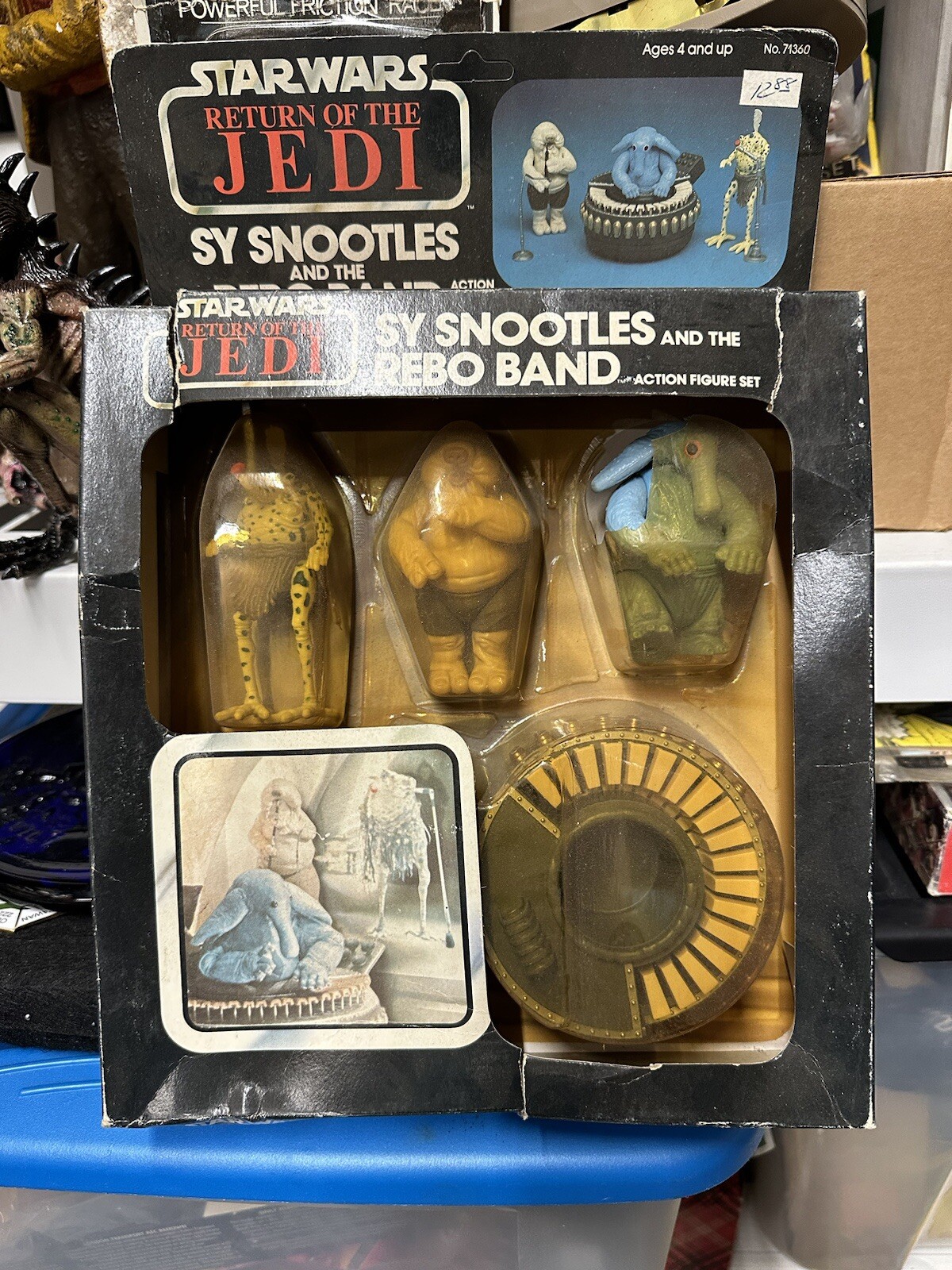 Sy Snootles & The Rebo Band sold