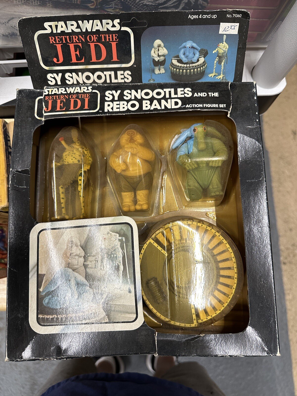 Sy Snootles & The Rebo Band sold