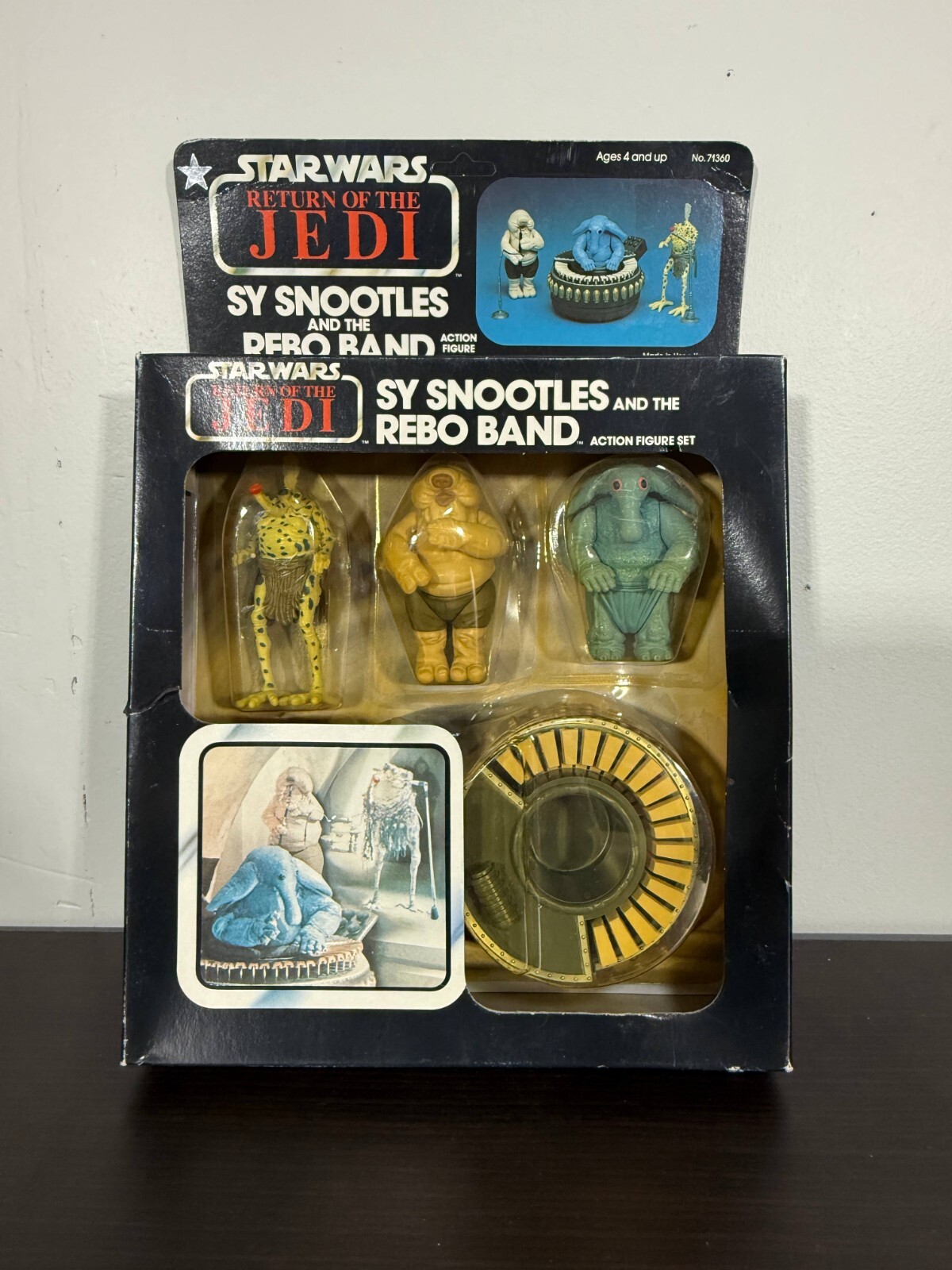 Sy Snootles & The Rebo Band sold