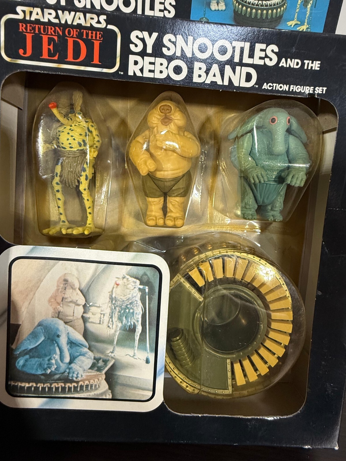 Sy Snootles & The Rebo Band sold