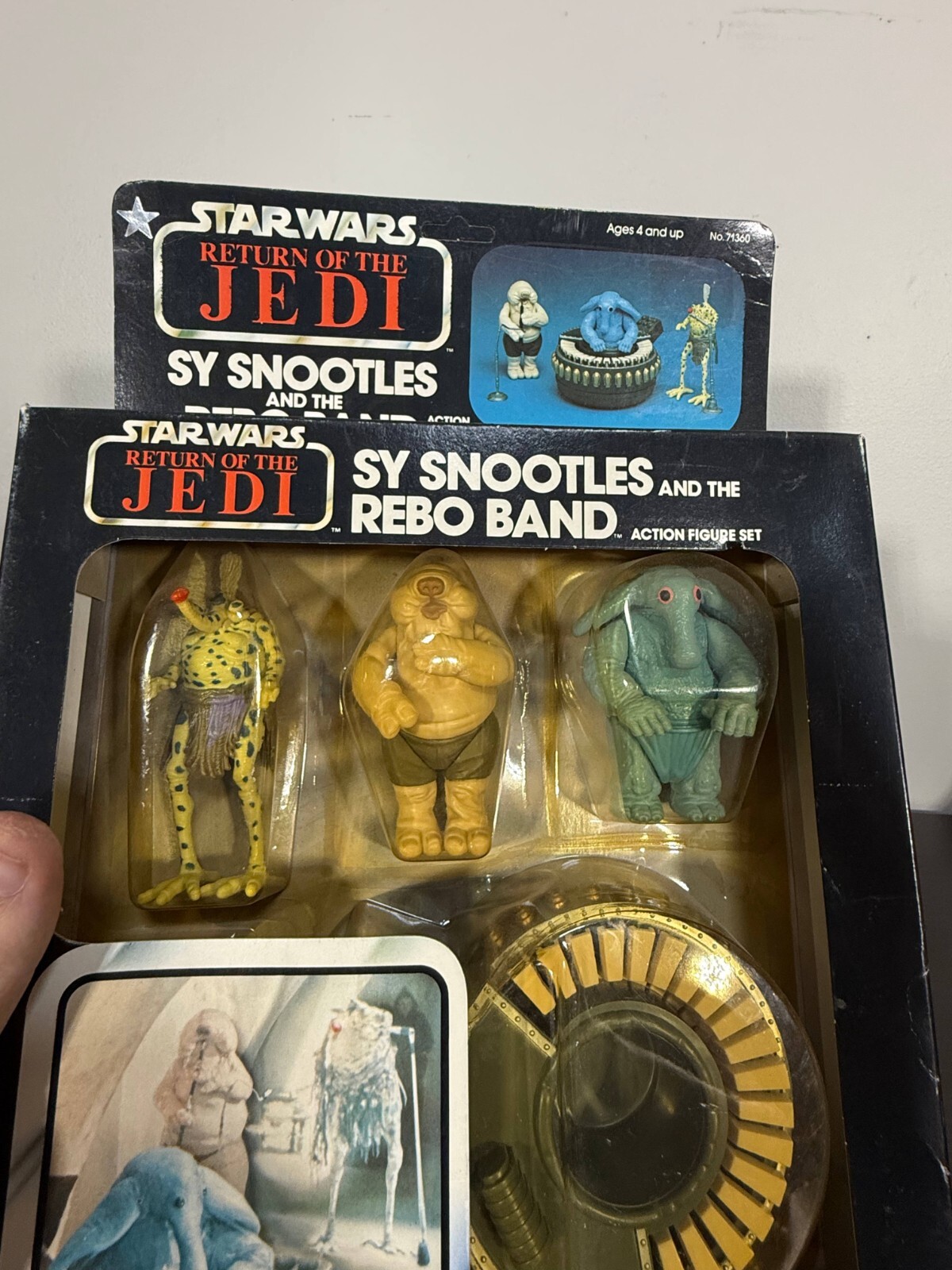 Sy Snootles & The Rebo Band sold
