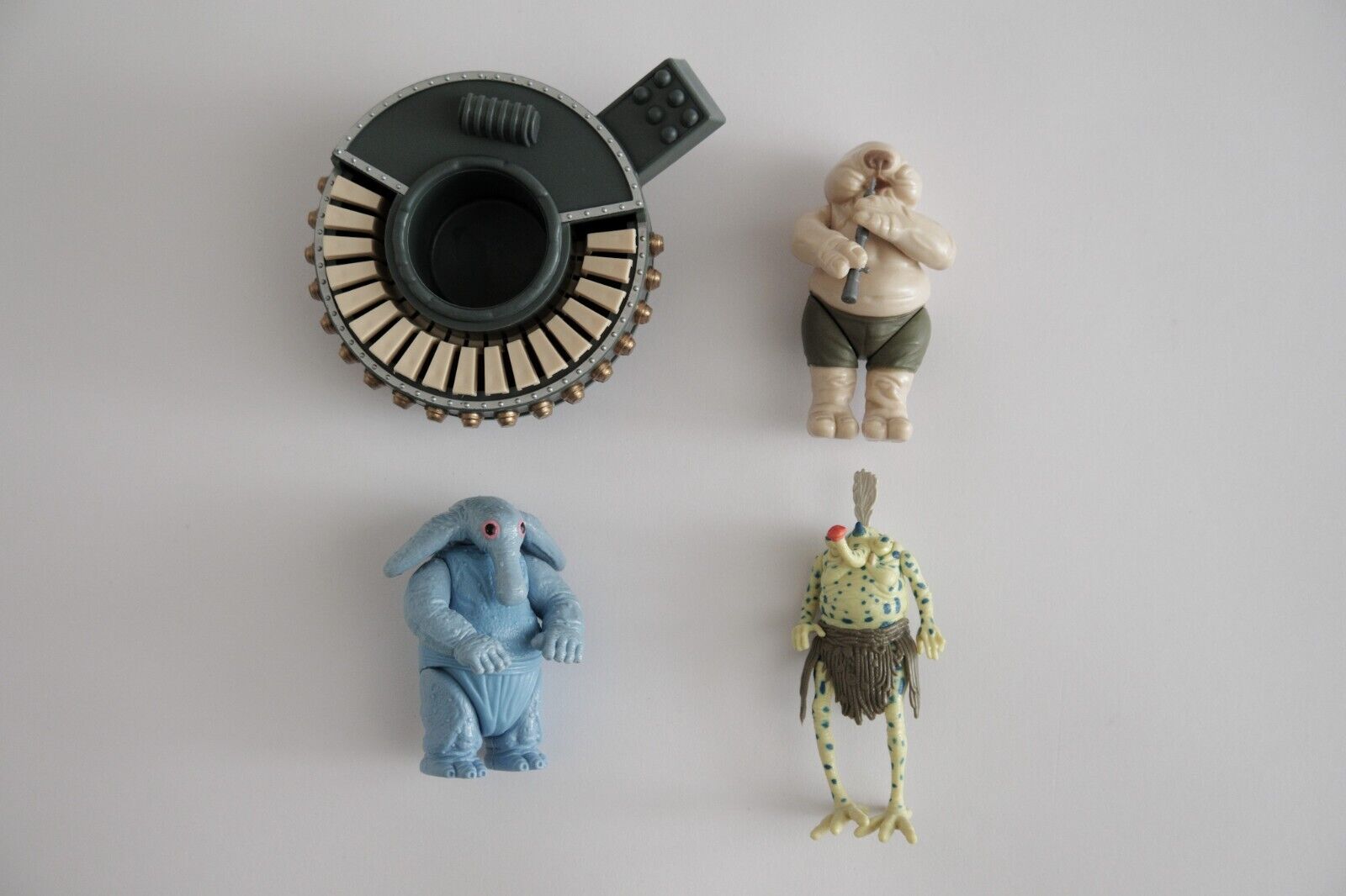 Sy Snootles & The Rebo Band sold