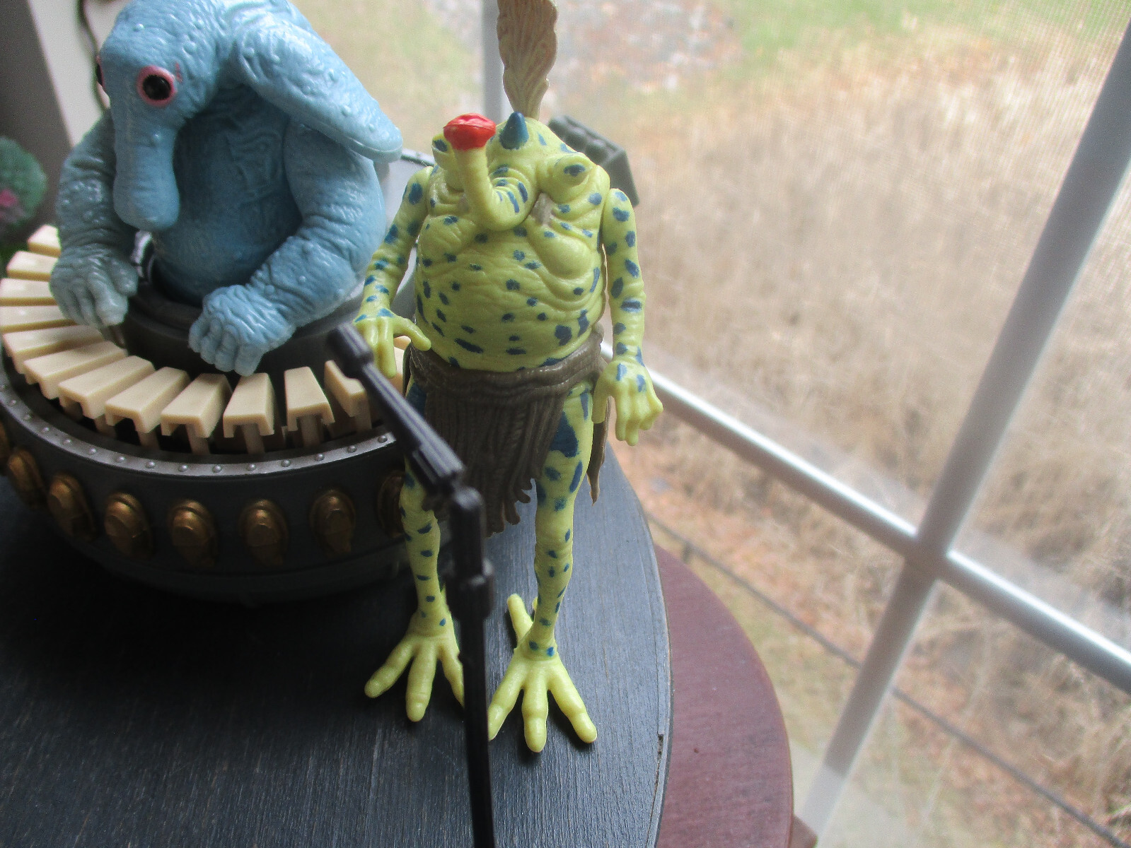 Sy Snootles & The Rebo Band sold
