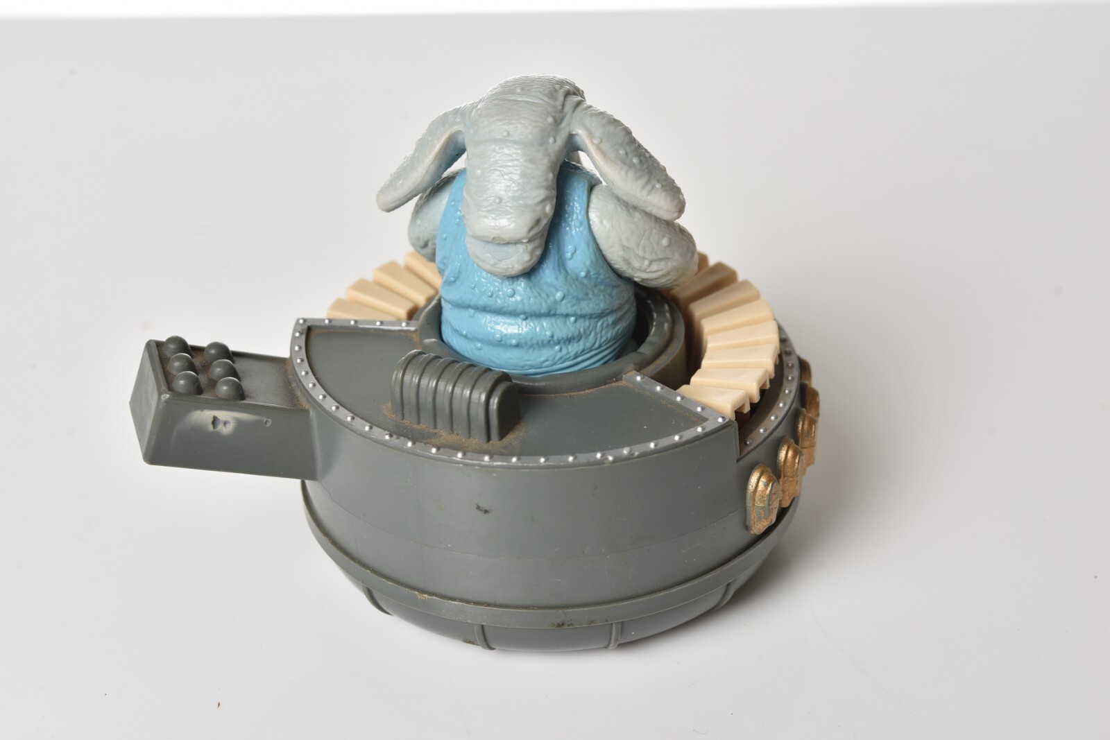 Sy Snootles & The Rebo Band sold