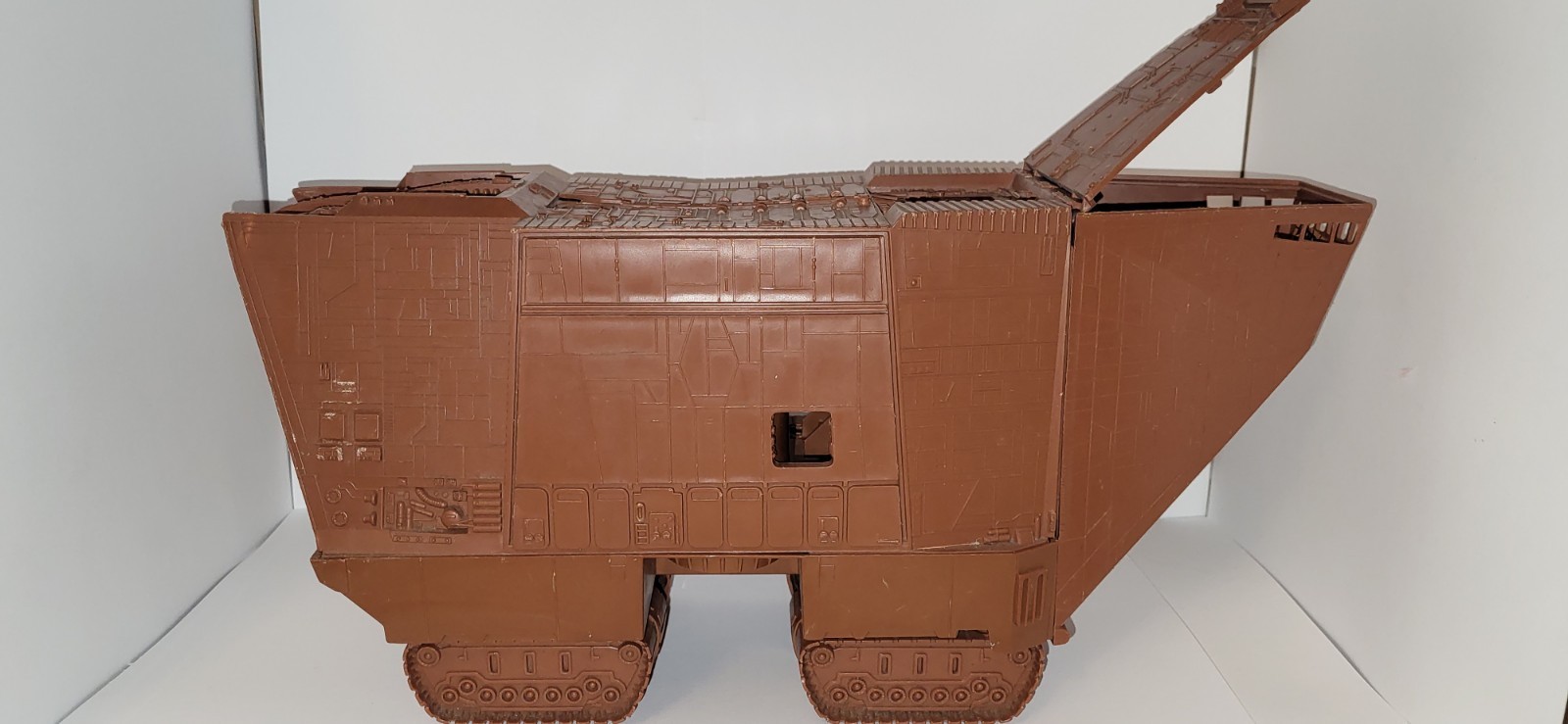 Radio Controlled Jawa Sandcrawler sold
