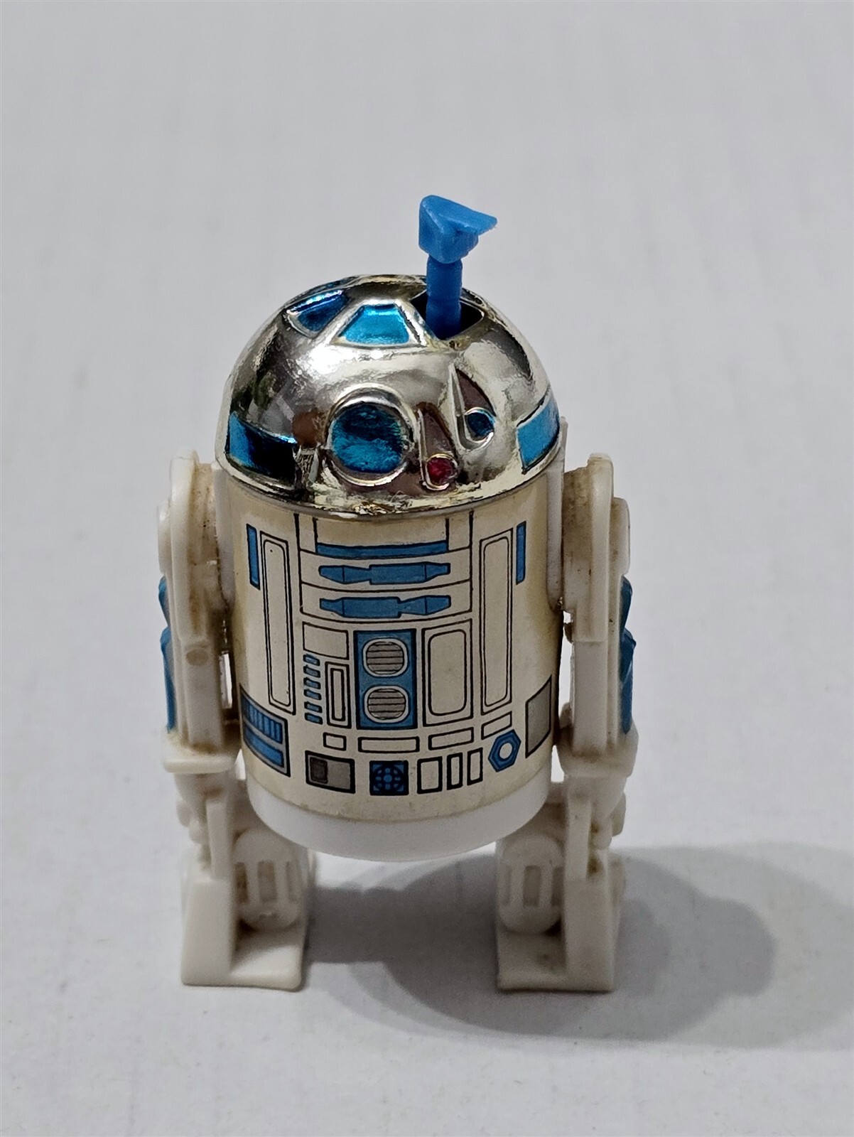 R2-D2 (Artoo-Detoo) (with Sensorscope) sold