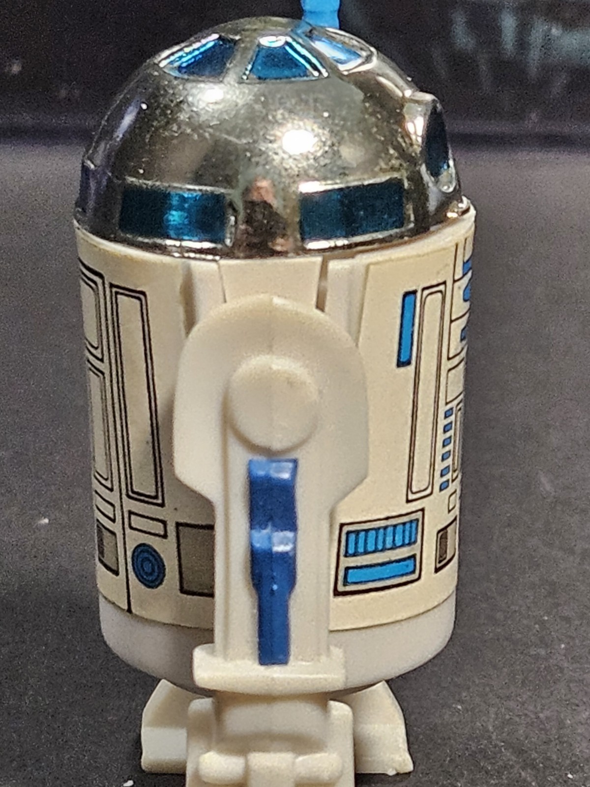 R2-D2 (Artoo-Detoo) (with Sensorscope) sold