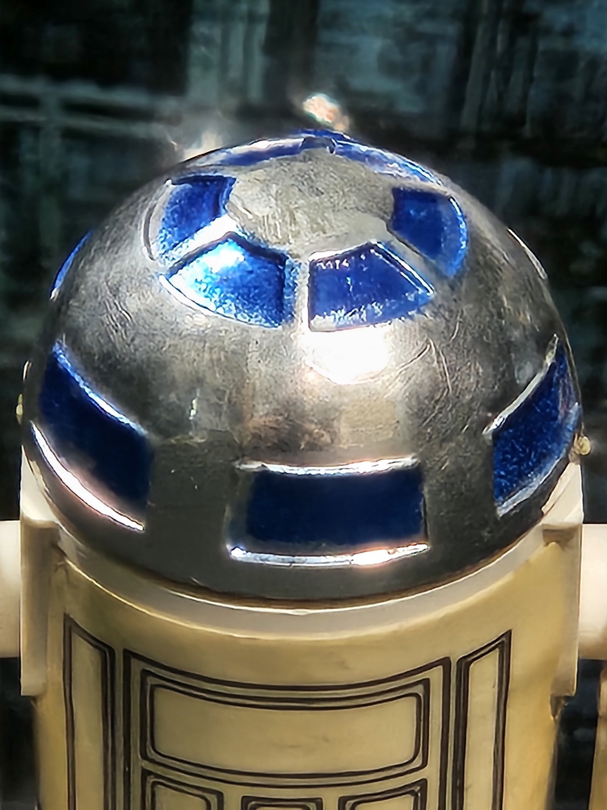 R2-D2 (Droid Factory) sold