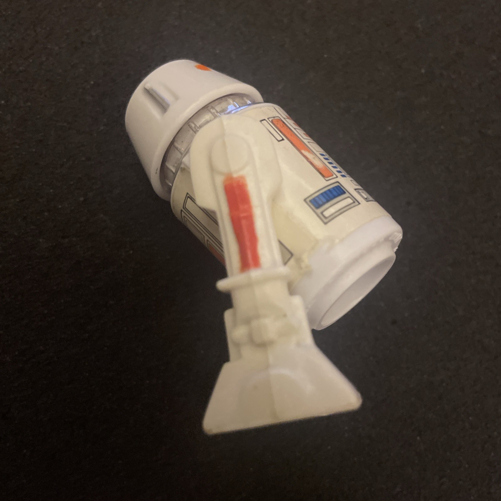 R5-D4 (Arfive-Defour) sold