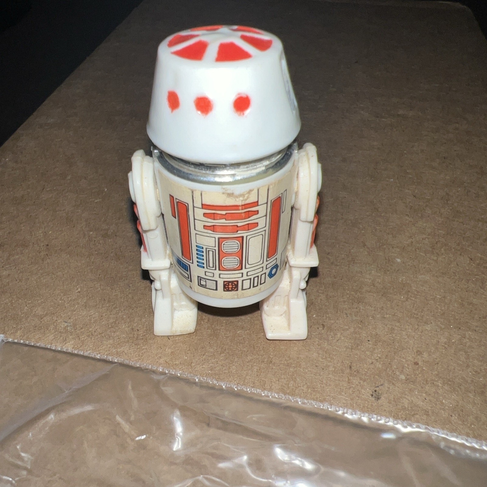 R5-D4 (Arfive-Defour) sold