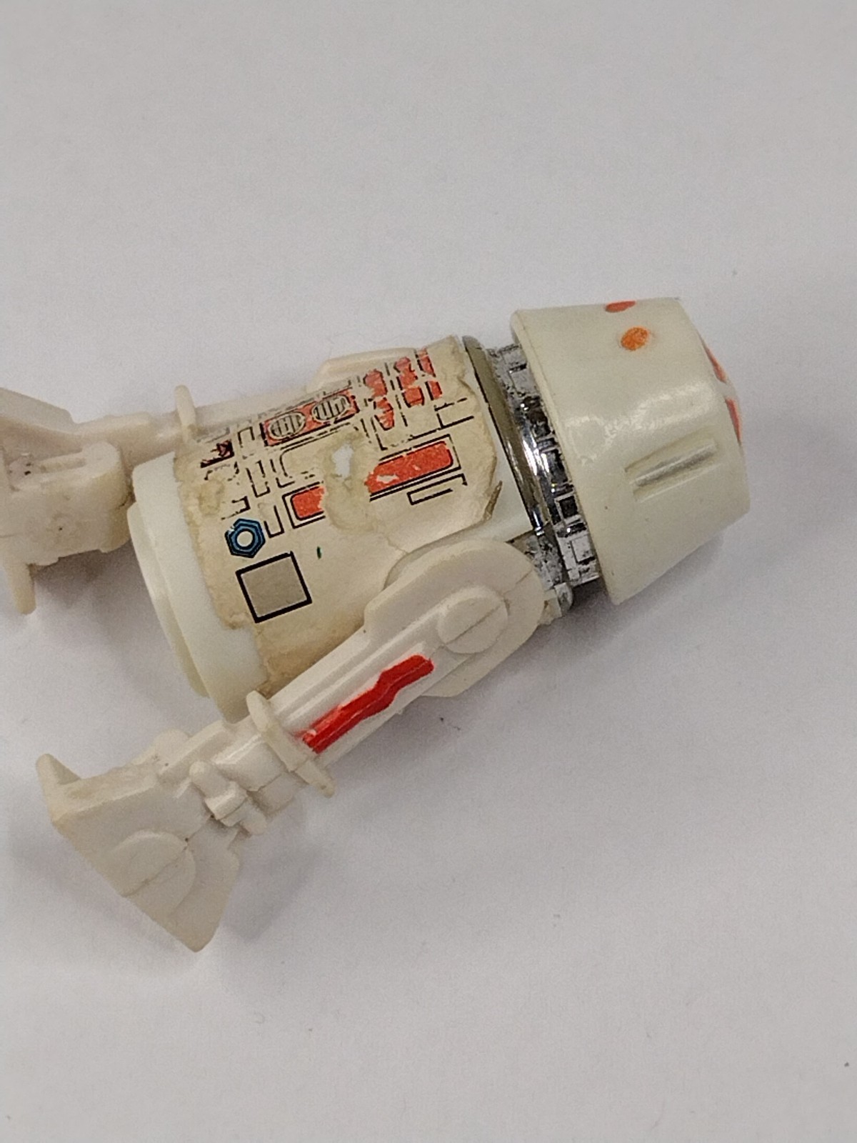 R5-D4 (Arfive-Defour) sold