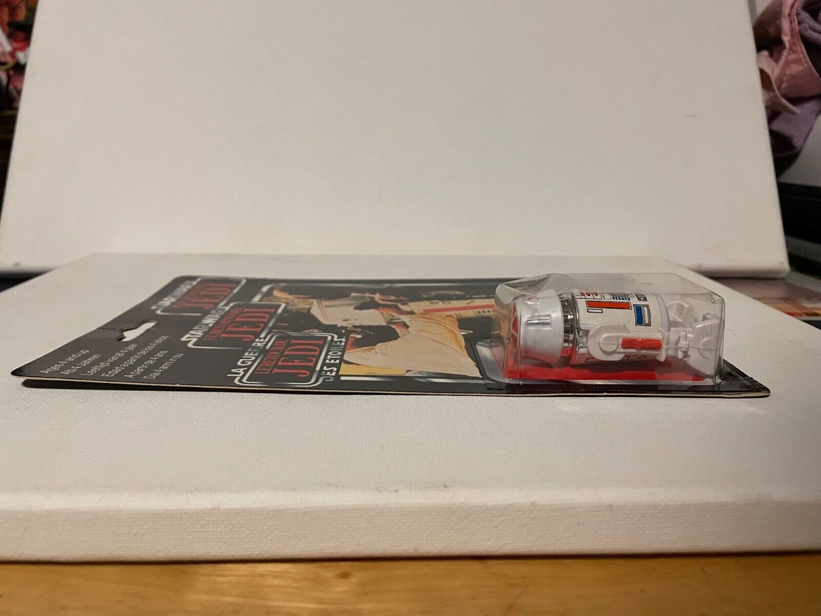 R5-D4 (Arfive-Defour) sold