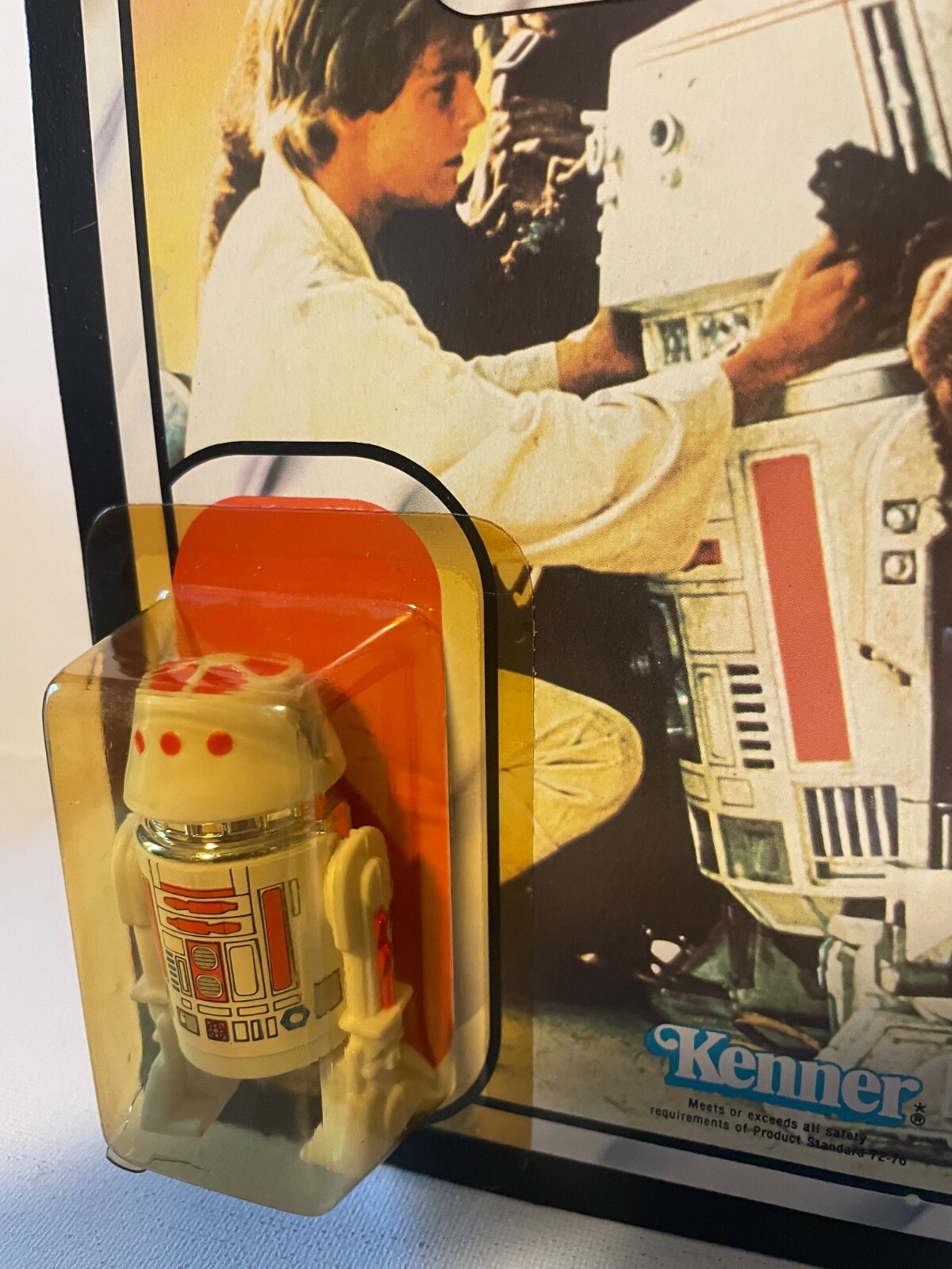 R5-D4 (Arfive-Defour) sold