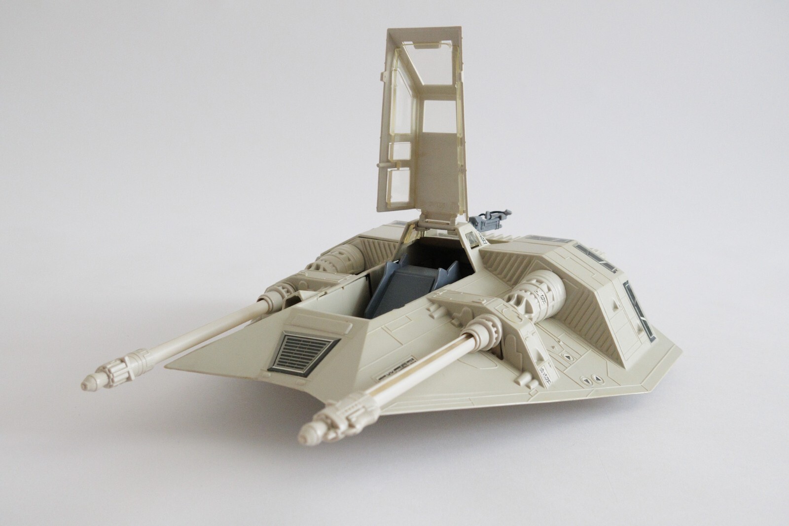 Rebel Armored Snowspeeder sold