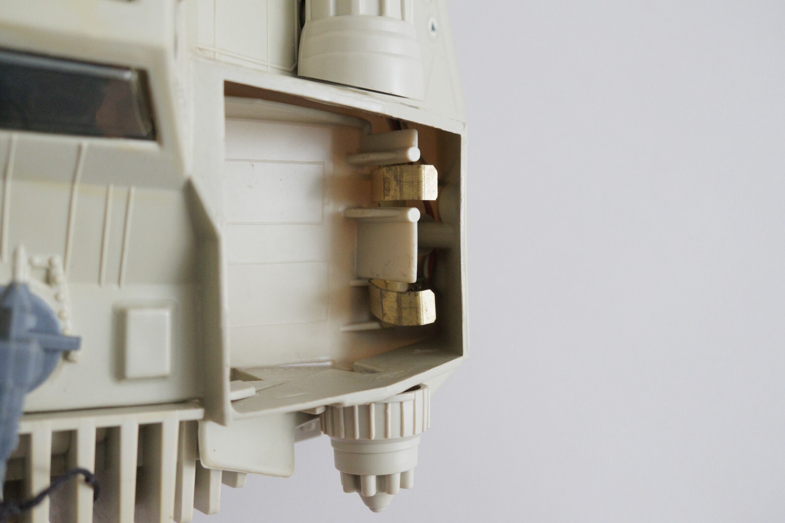 Rebel Armored Snowspeeder sold
