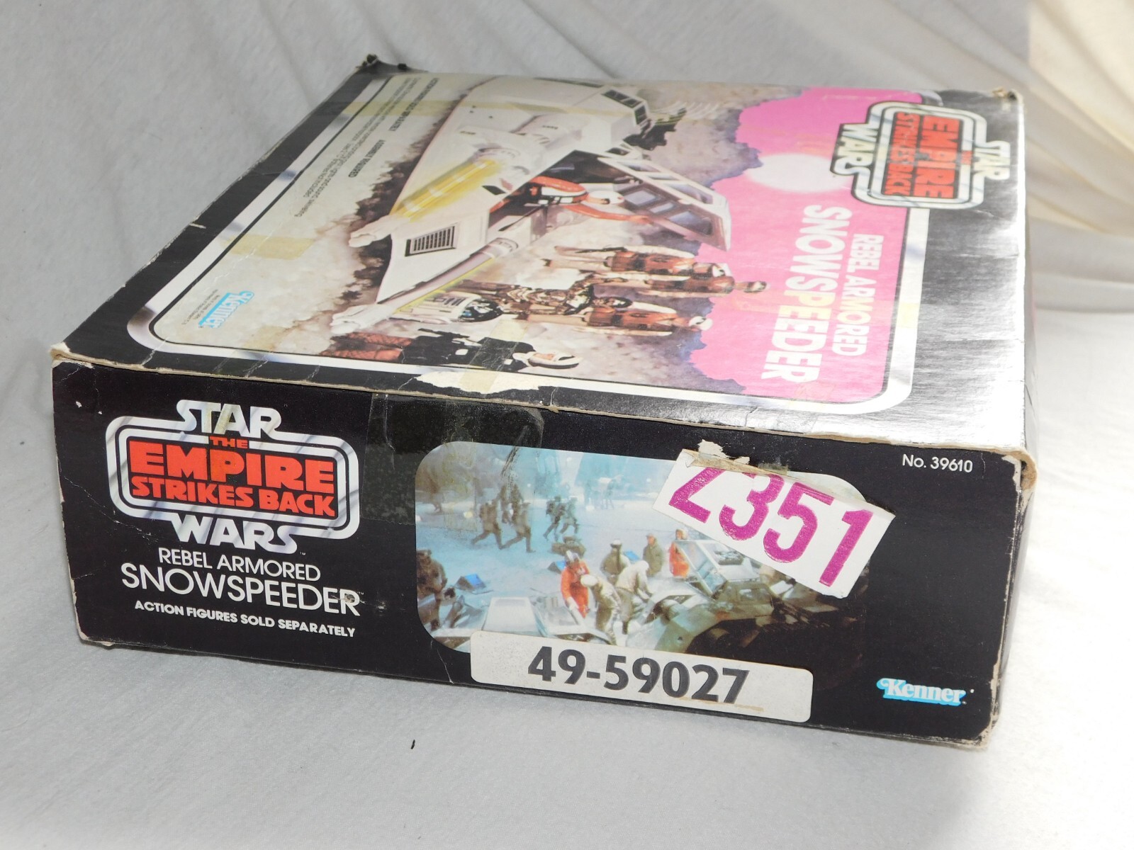 Rebel Armored Snowspeeder sold