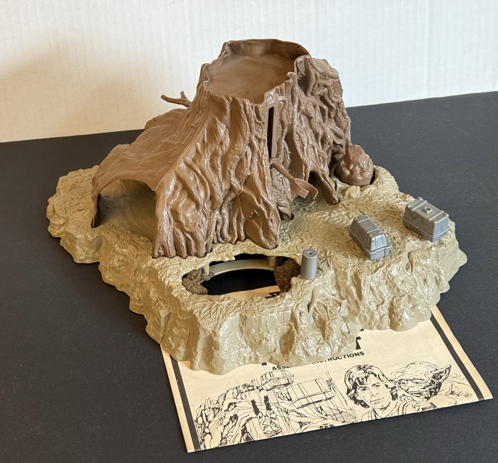 Dagobah Action Playset sold