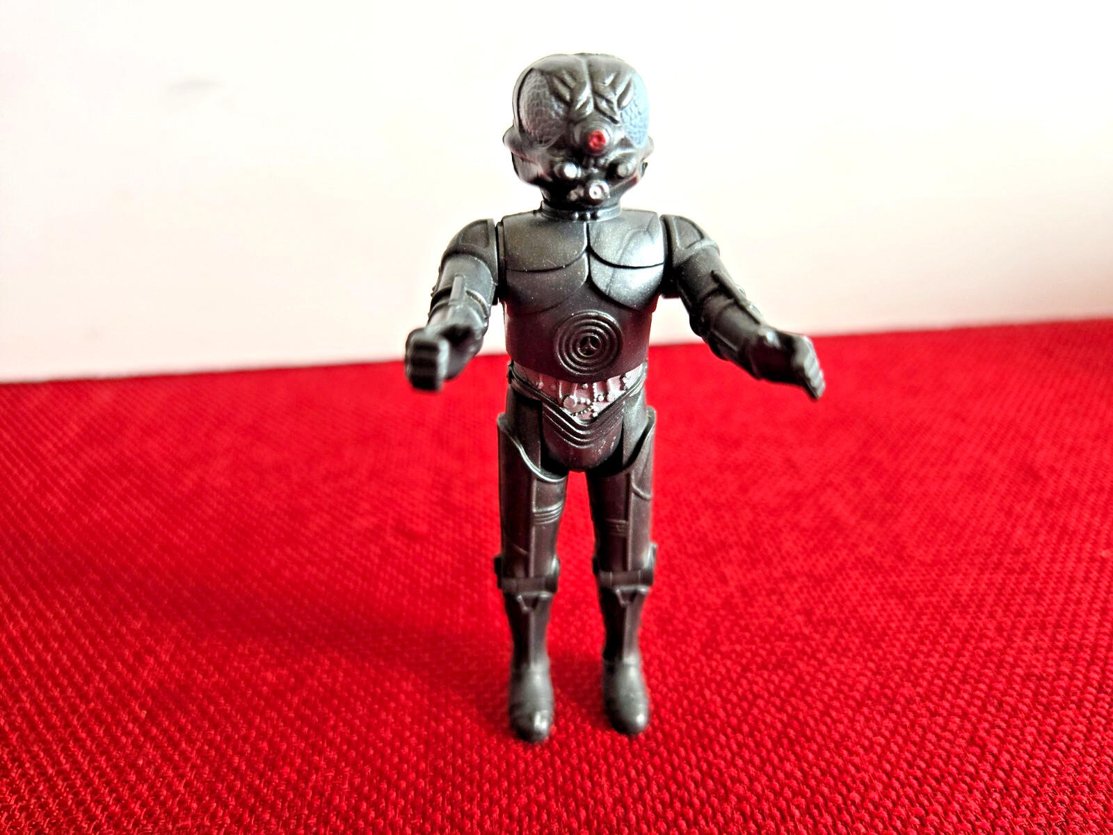 Zuckuss sold