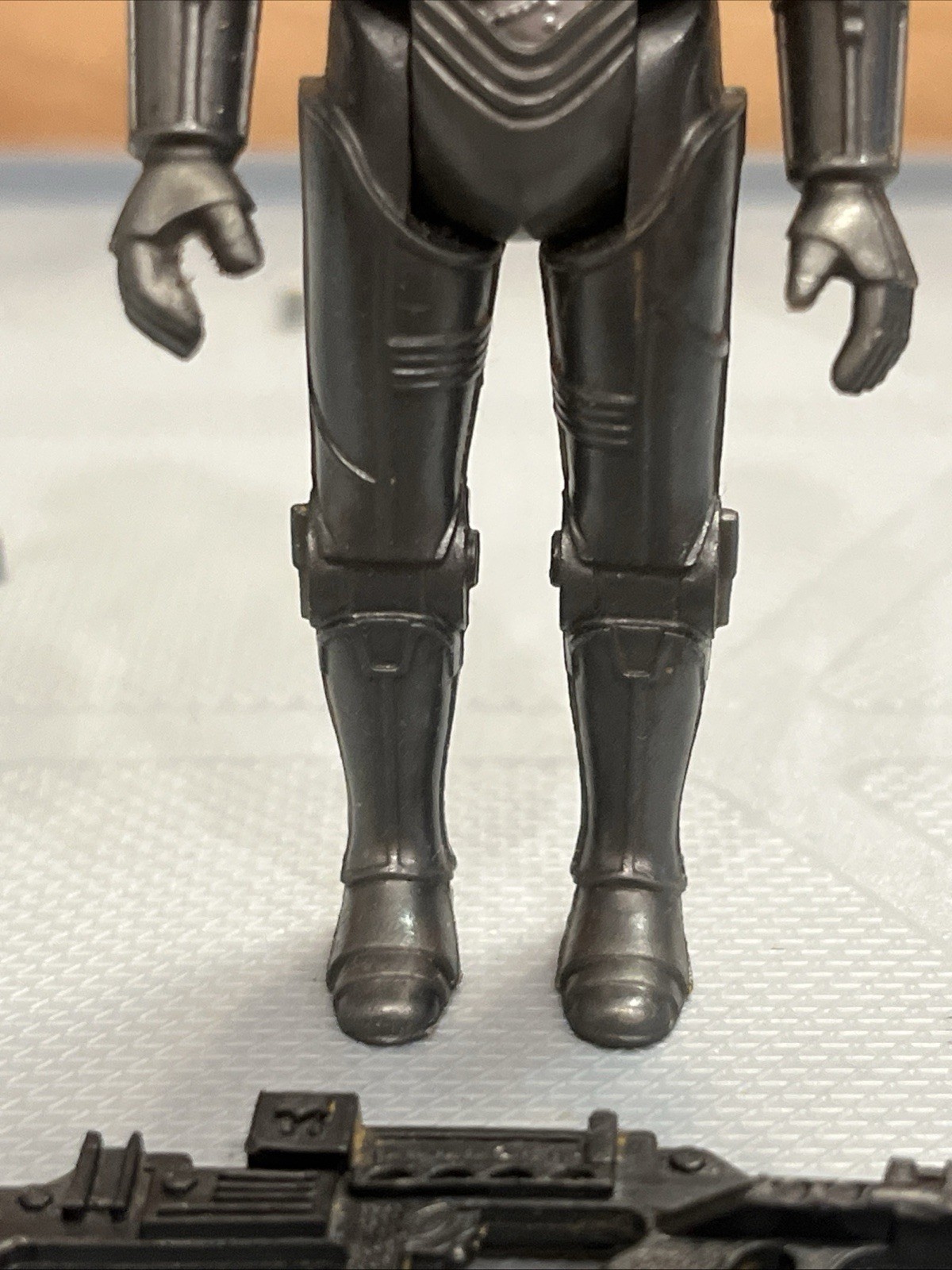 Zuckuss sold