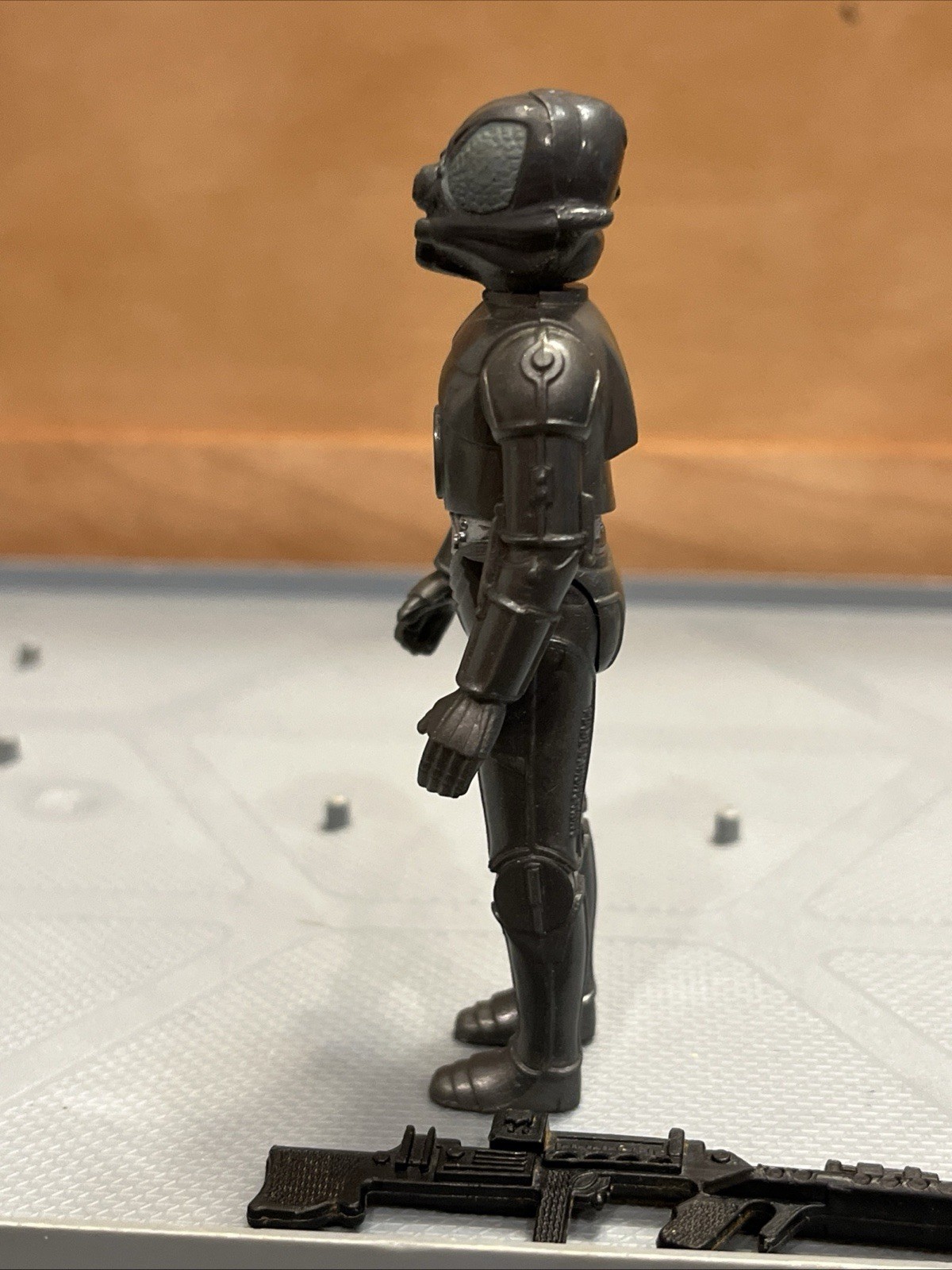 Zuckuss sold