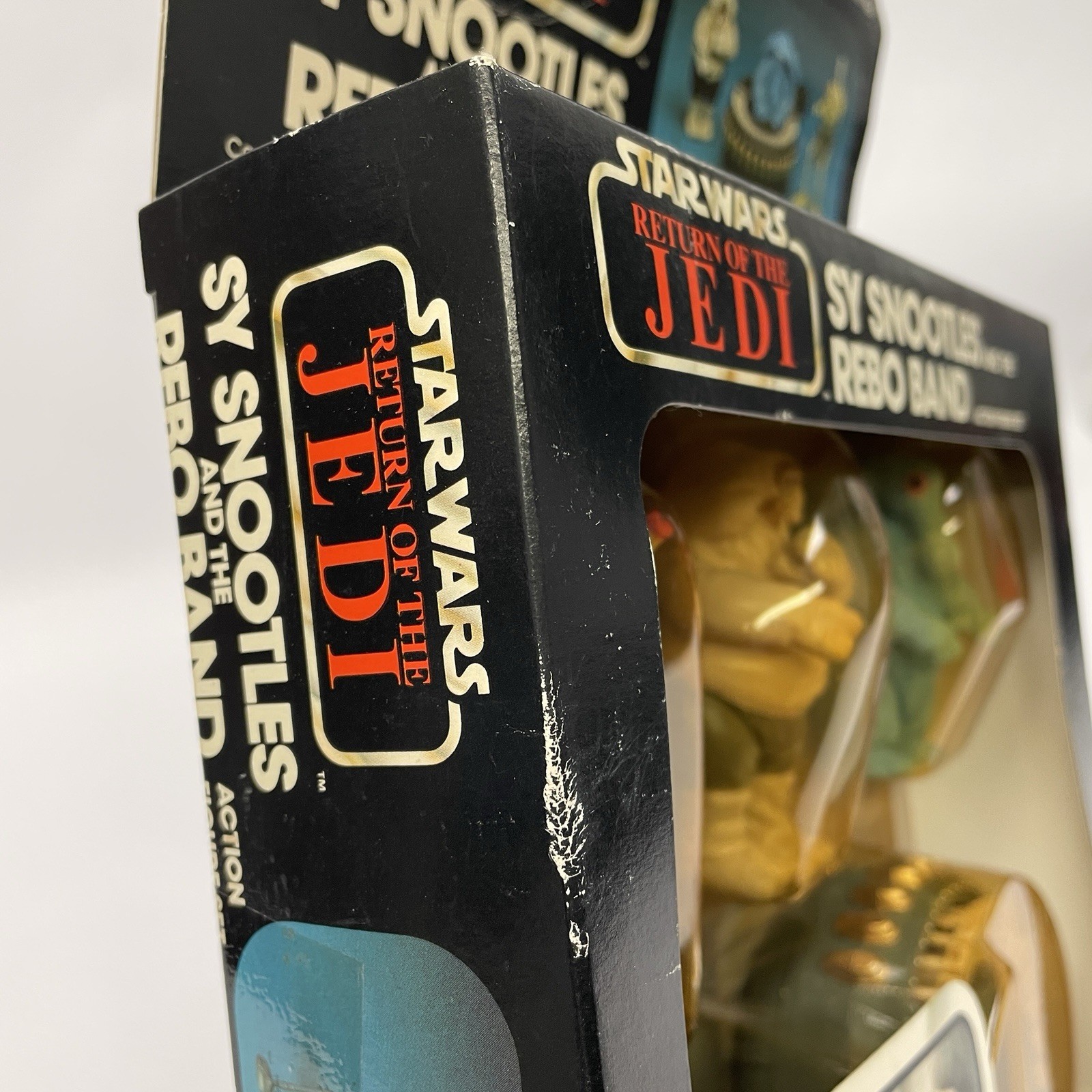 Sy Snootles & The Rebo Band sold