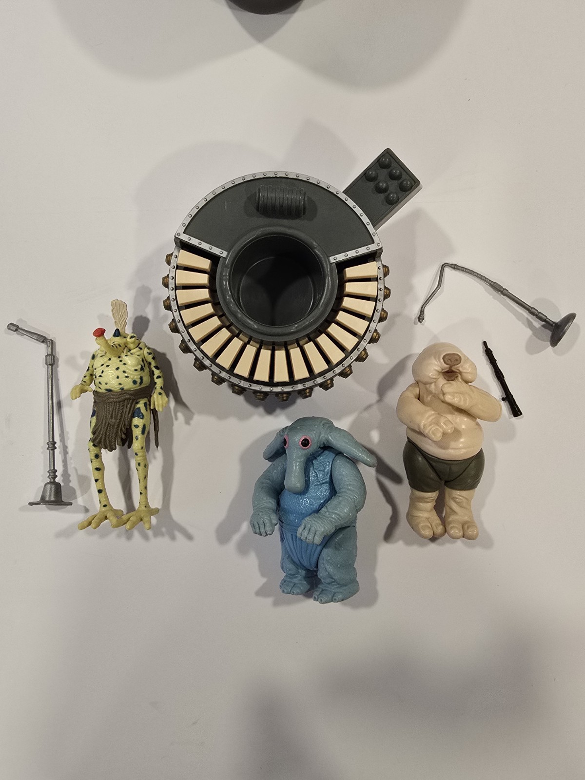 Sy Snootles & The Rebo Band sold