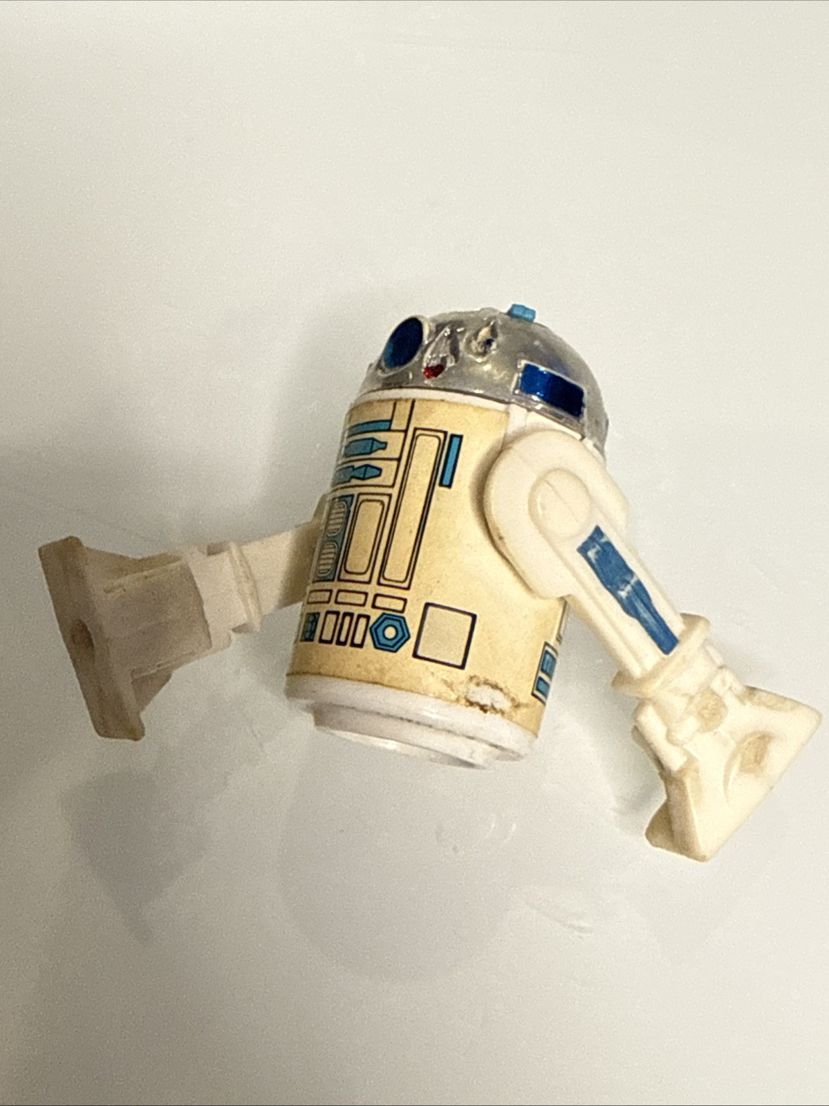 R2-D2 (Artoo-Detoo) (with Sensorscope) sold
