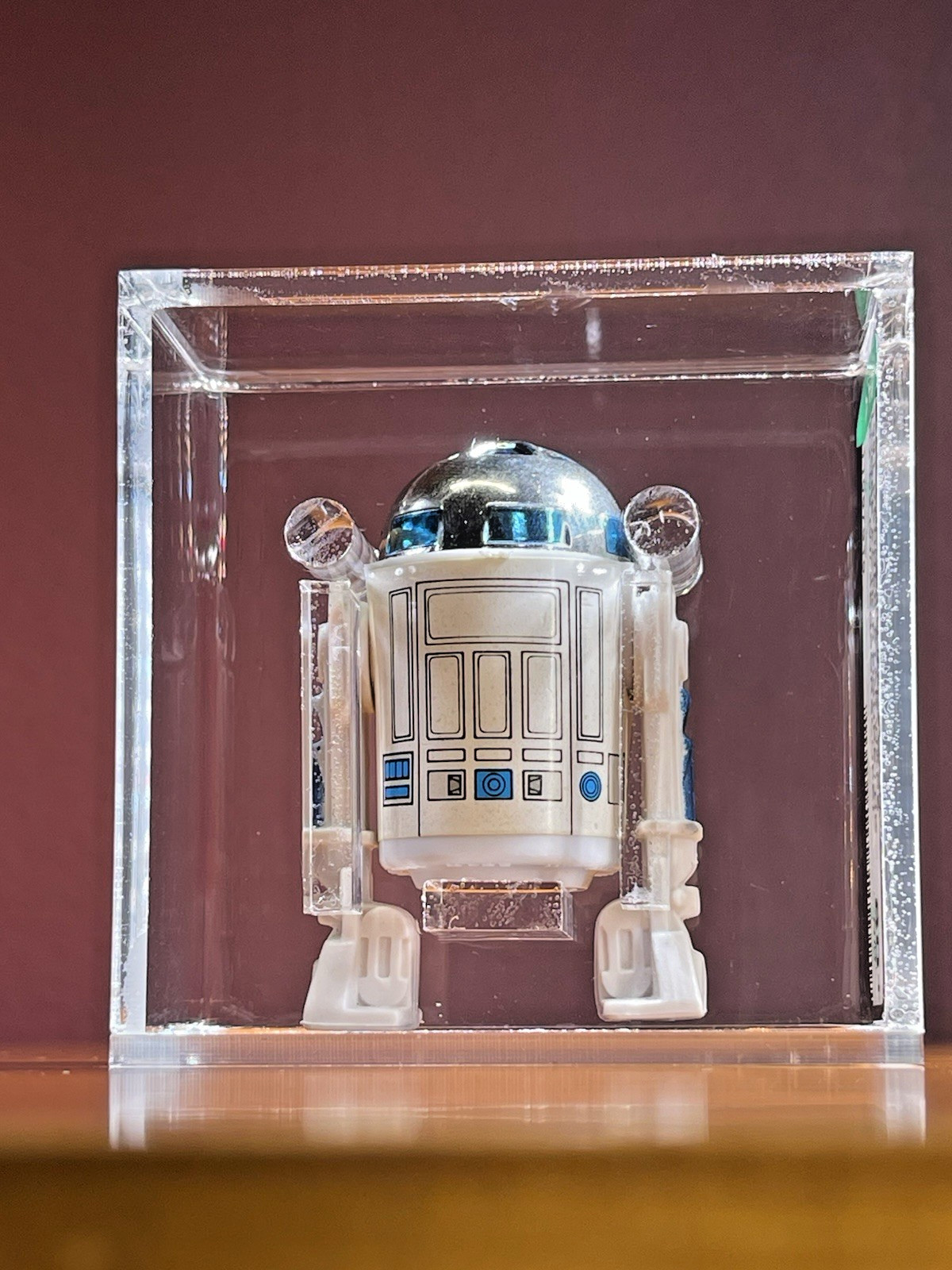 R2-D2 (Artoo-Detoo) (with Sensorscope) sold