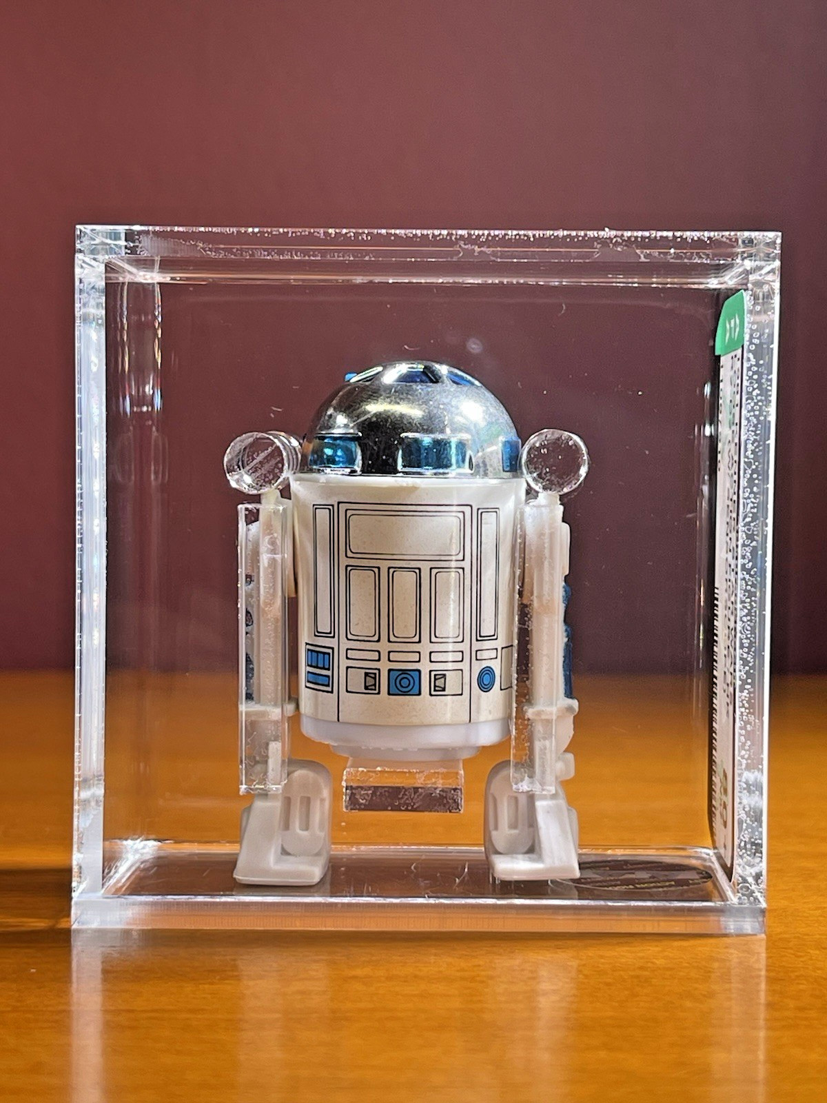 R2-D2 (Artoo-Detoo) (with Sensorscope) sold