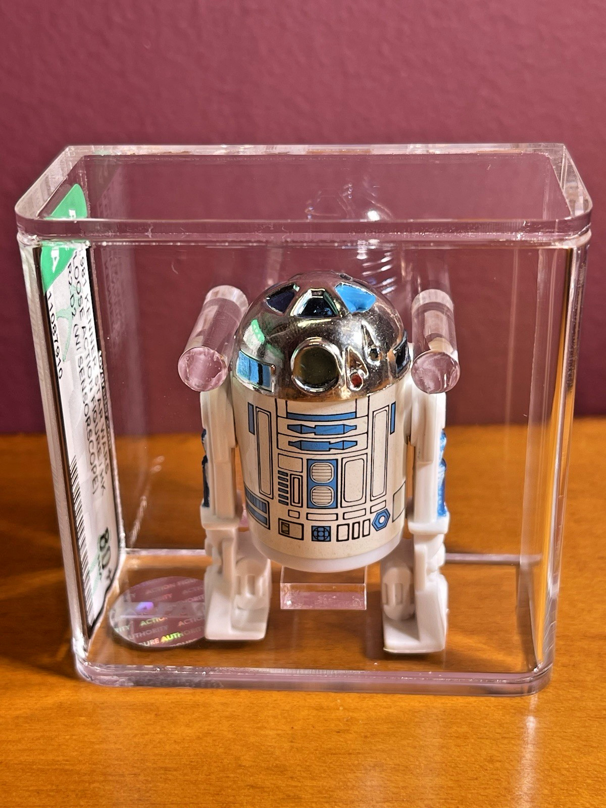 R2-D2 (Artoo-Detoo) (with Sensorscope) sold
