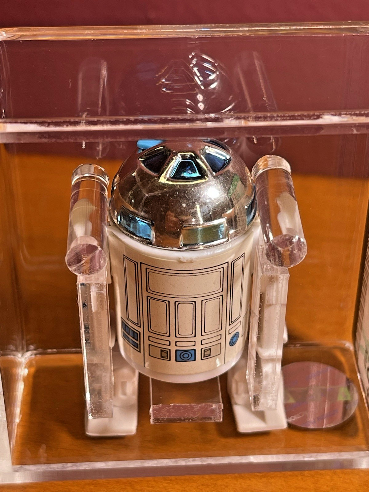 R2-D2 (Artoo-Detoo) (with Sensorscope) sold