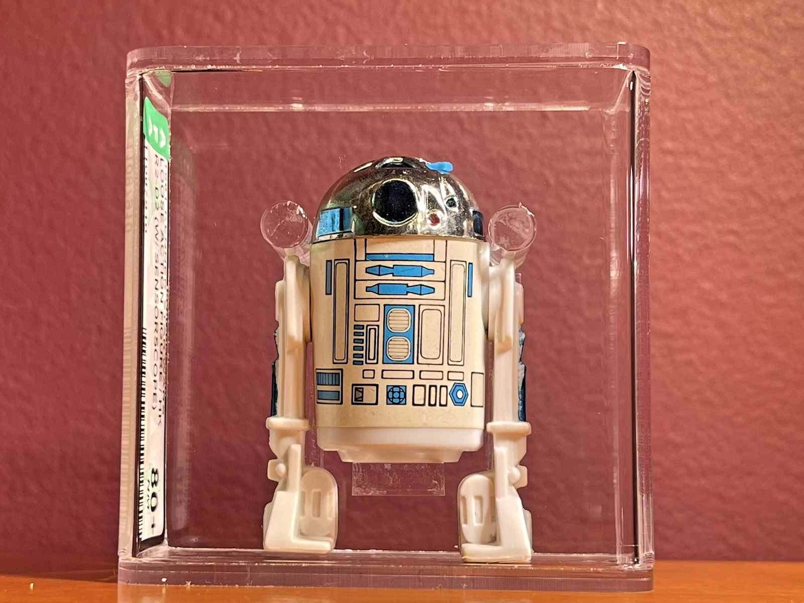 R2-D2 (Artoo-Detoo) (with Sensorscope) sold