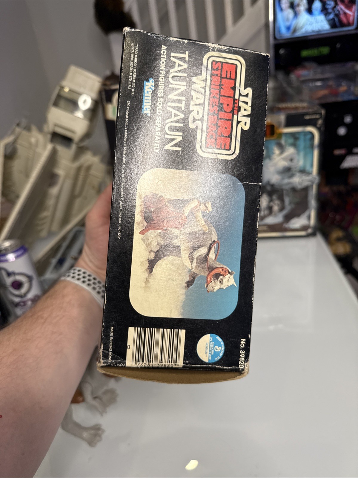 Tauntaun (closed belly) sold