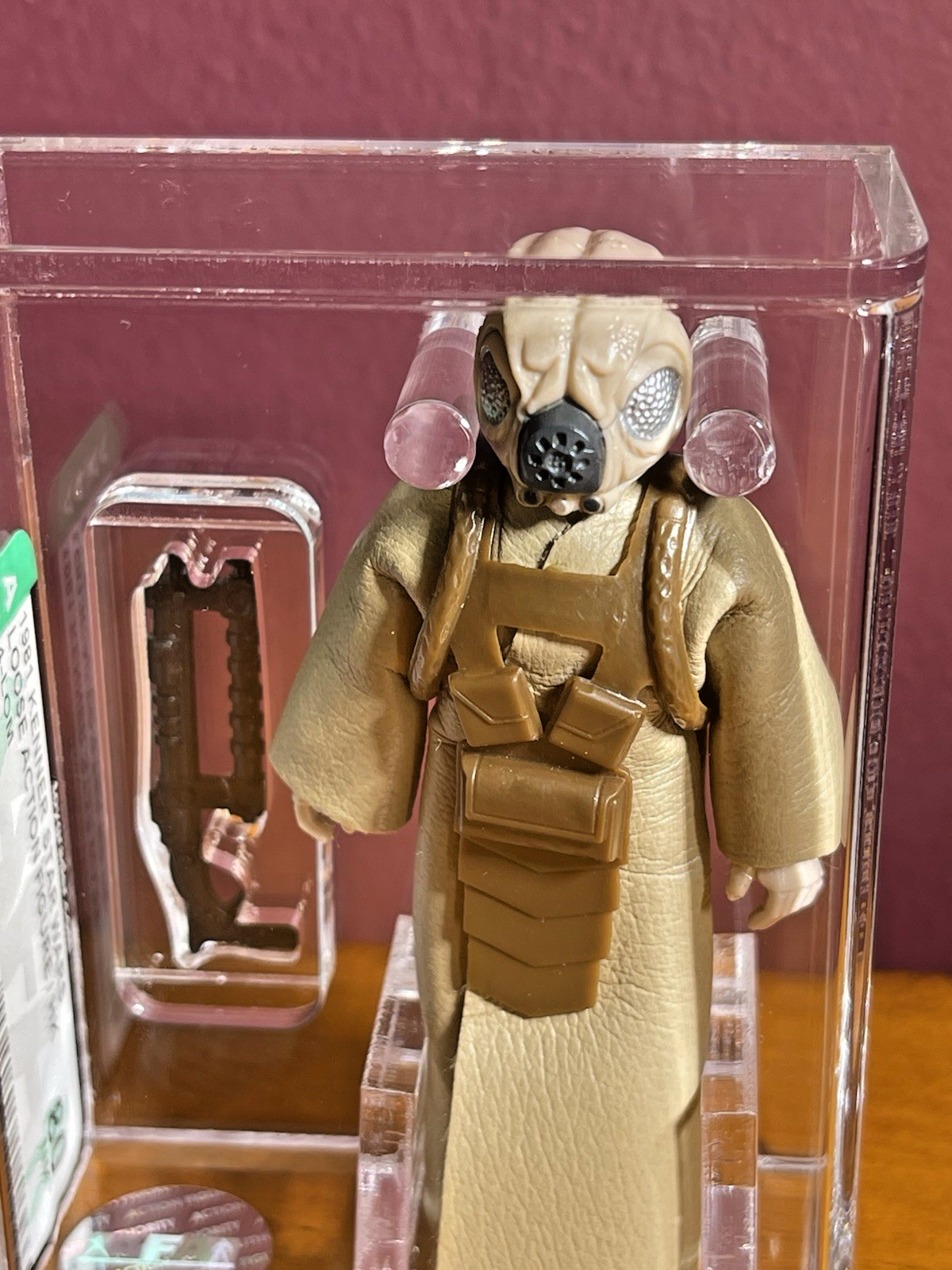 4-LOM sold