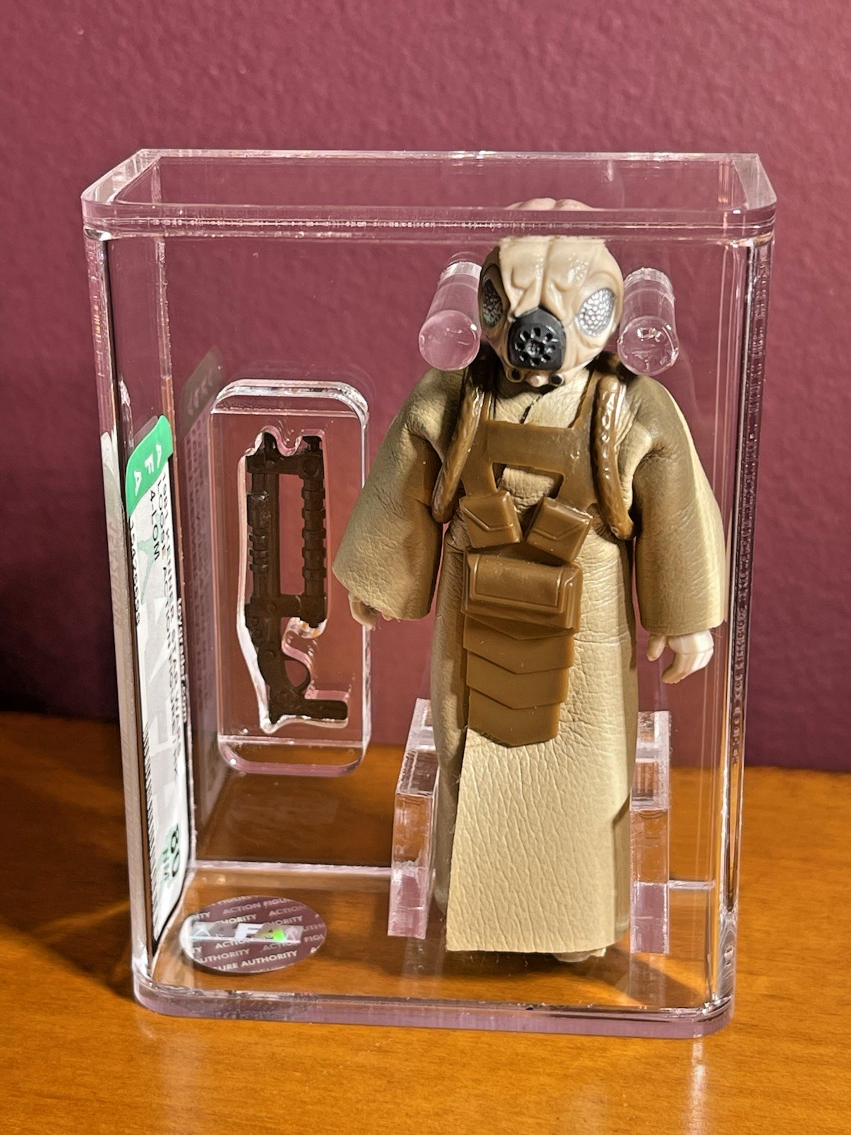 4-LOM sold