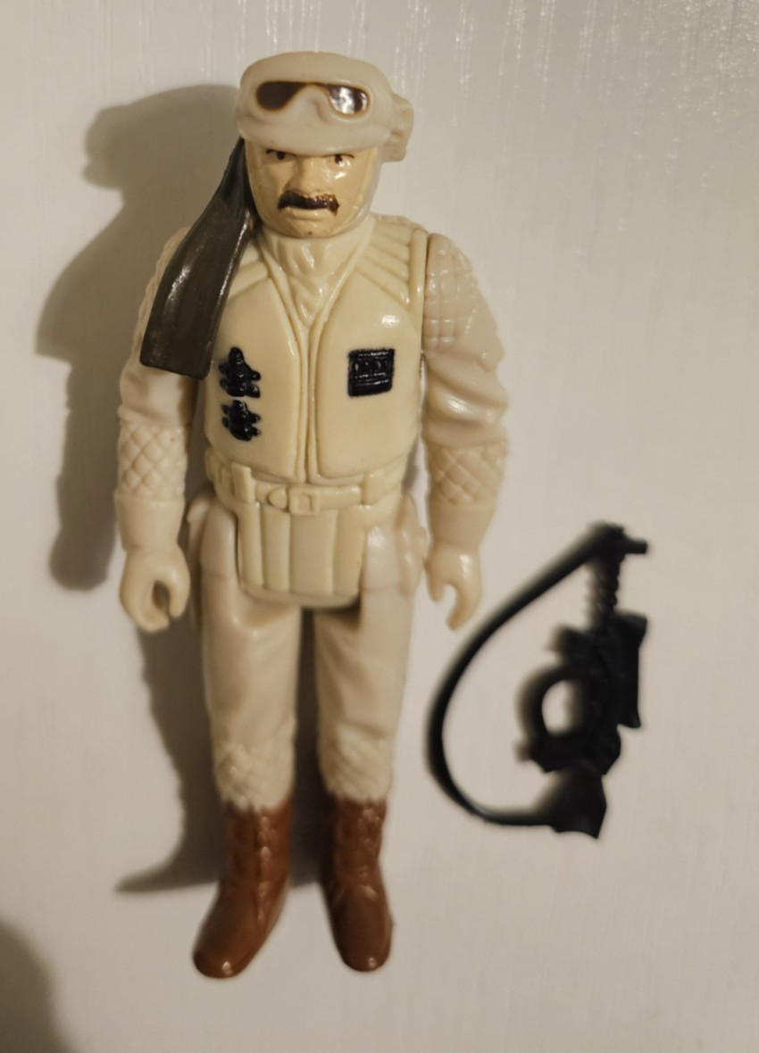 Rebel Commander sold