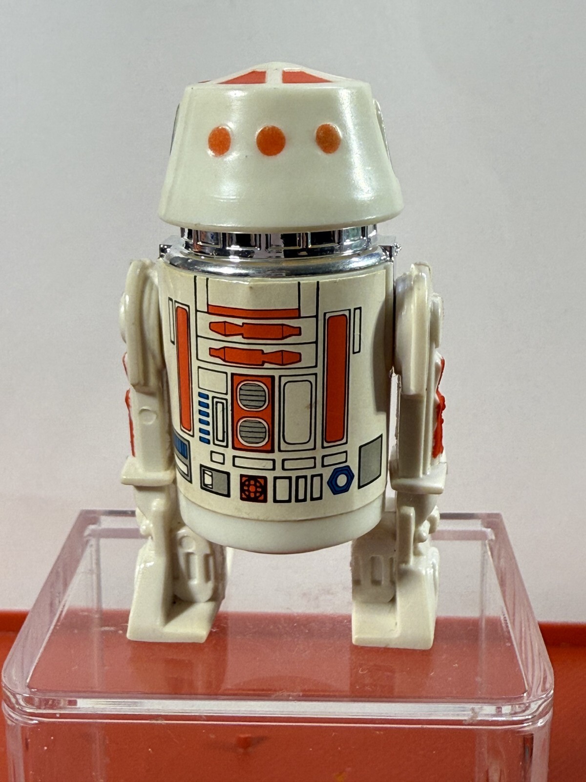 R5-D4 (Arfive-Defour) sold